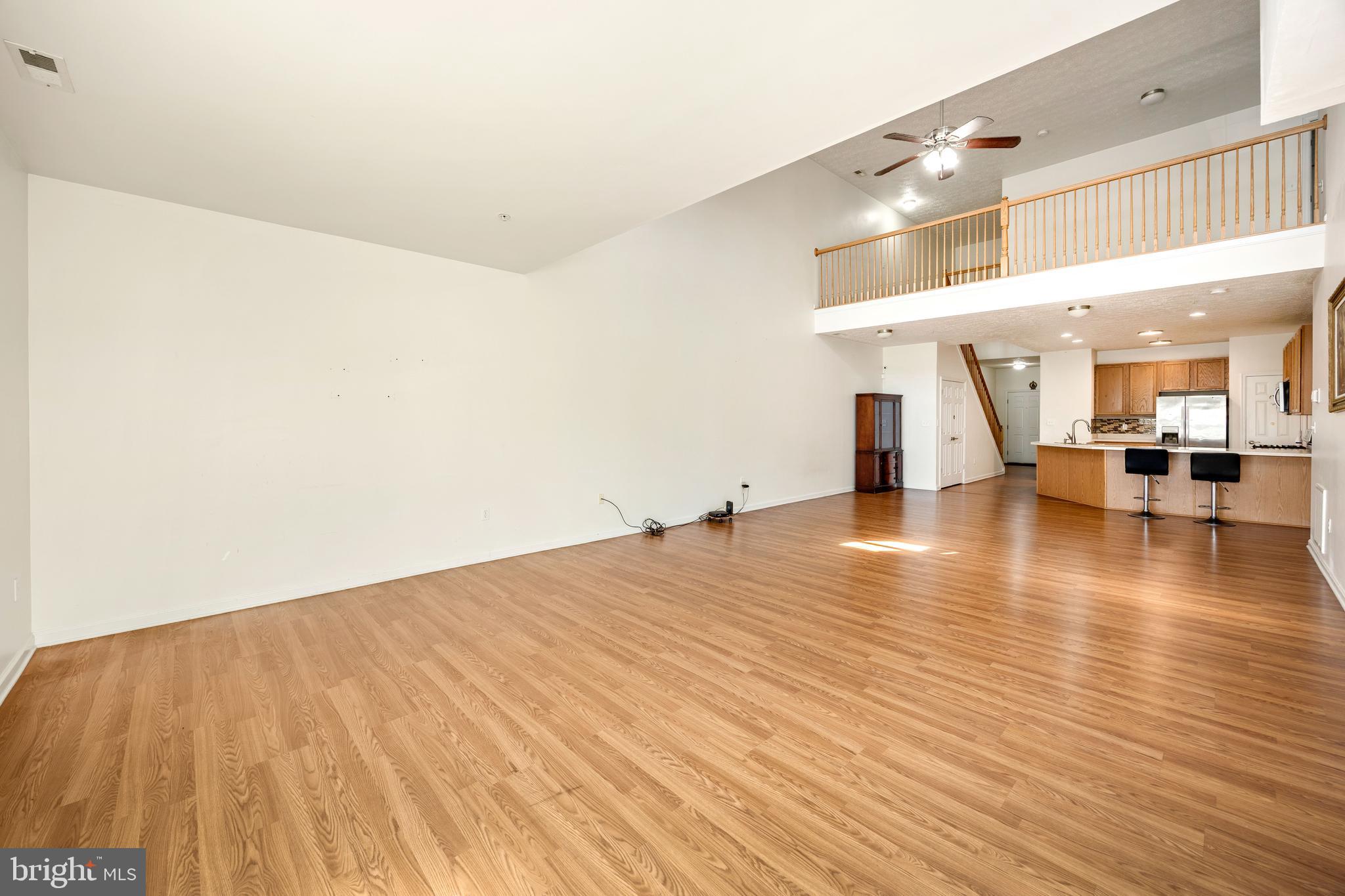 WOOD CREEK GOLF COMM - Residential