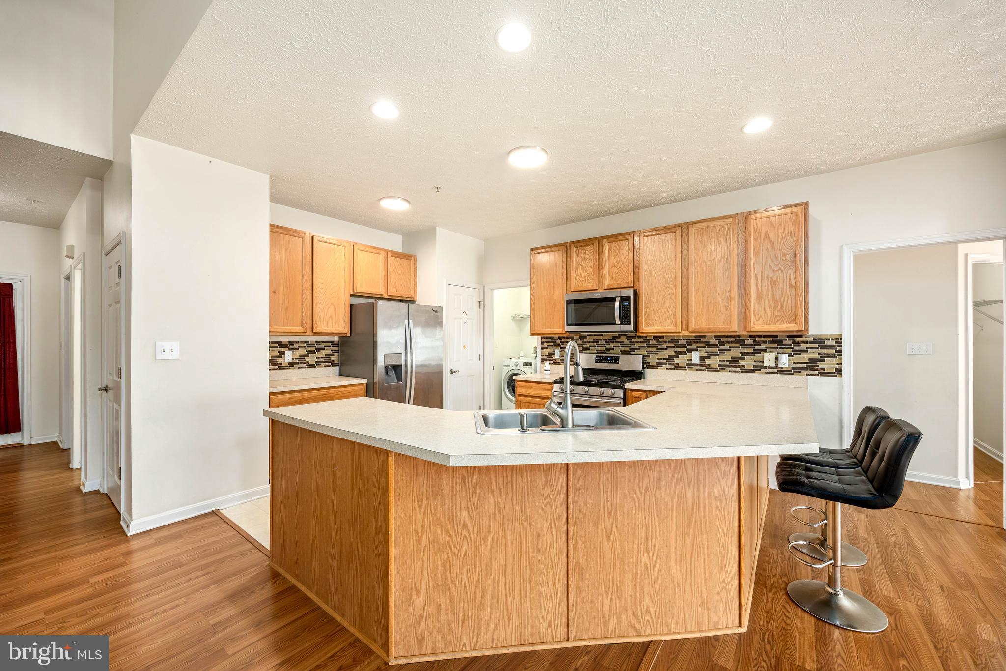 WOOD CREEK GOLF COMM - Residential