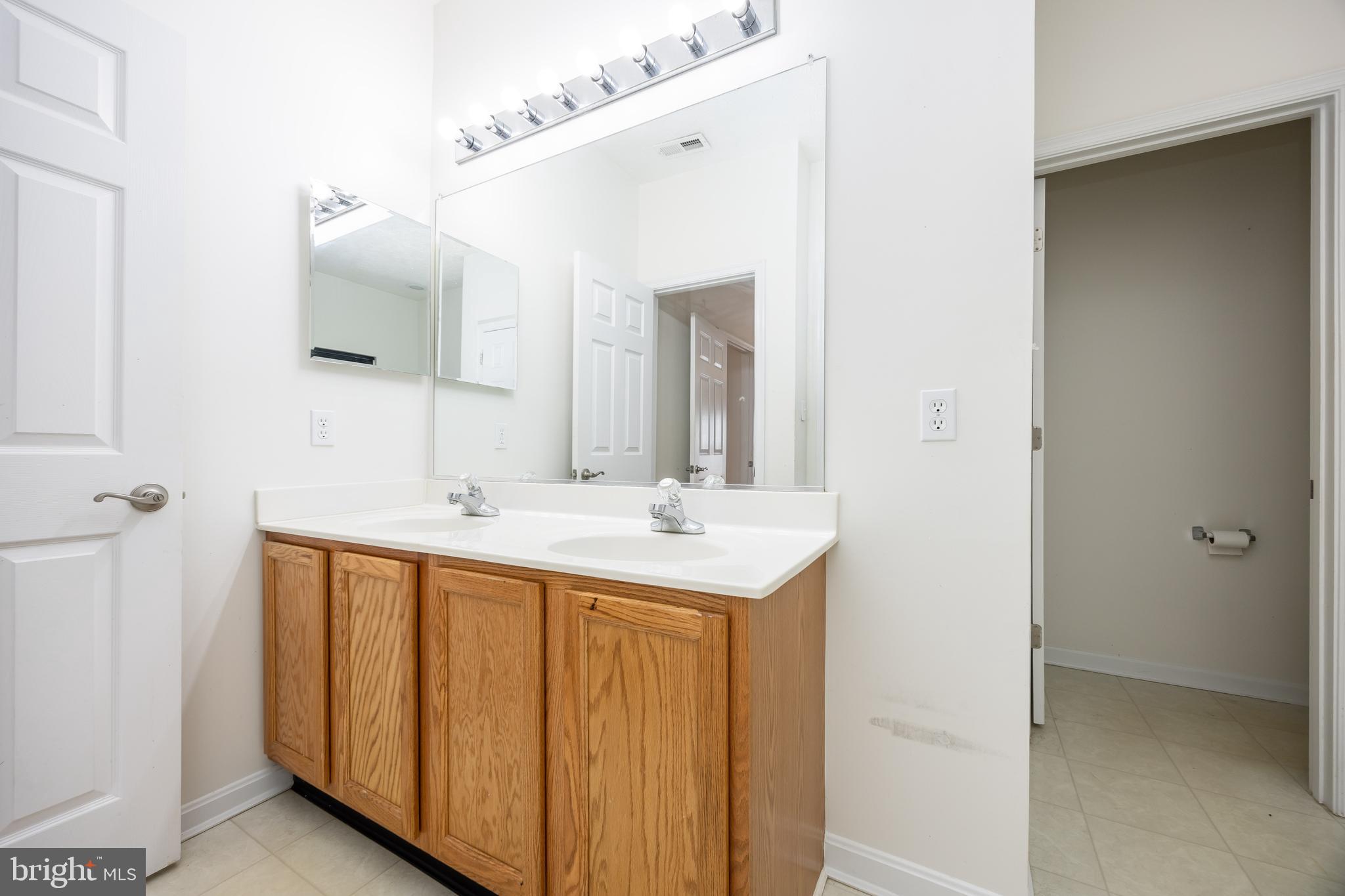 WOOD CREEK GOLF COMM - Residential