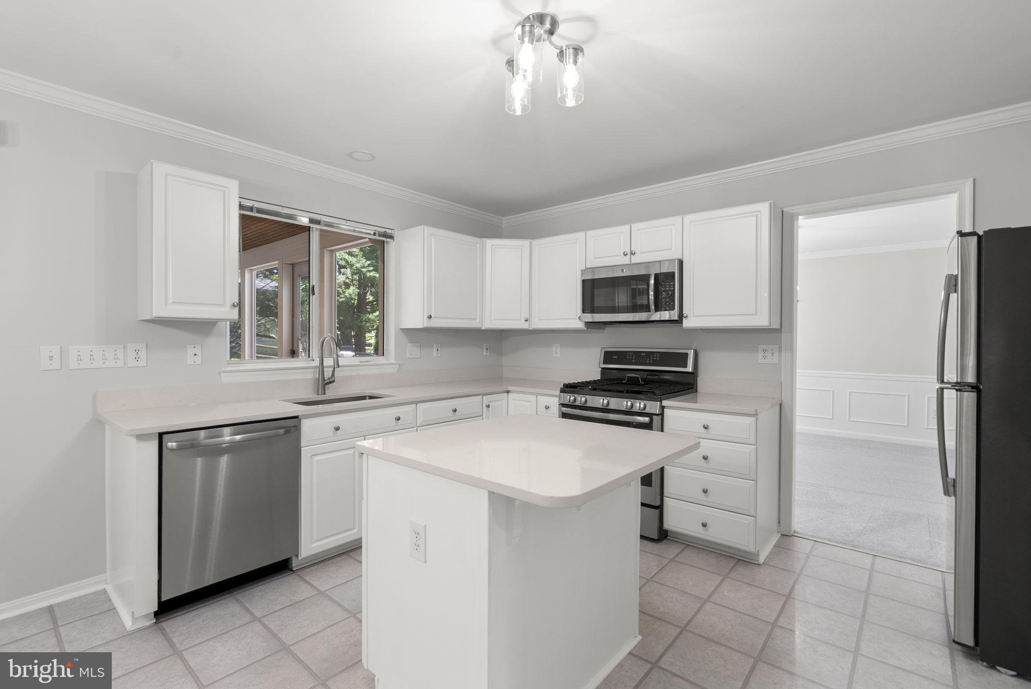 CHRISTIE ESTATES - Residential