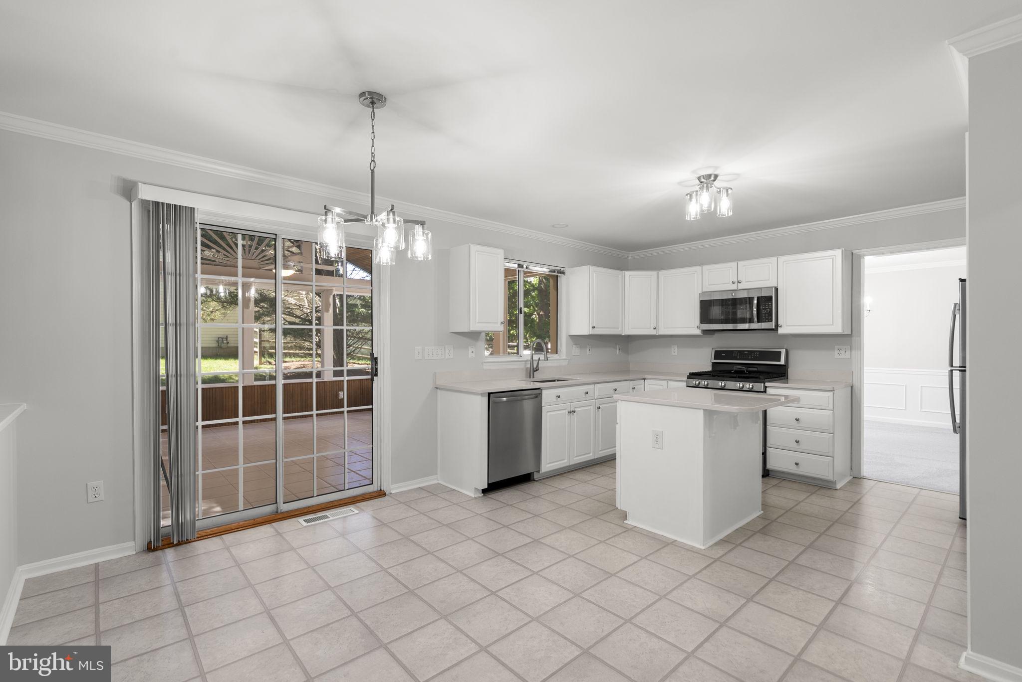 CHRISTIE ESTATES - Residential
