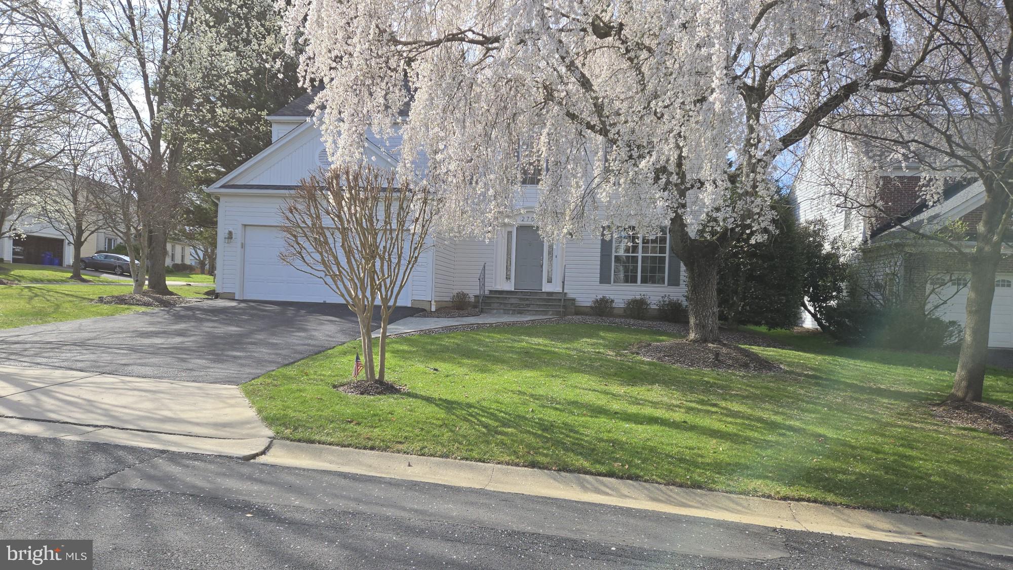 CHRISTIE ESTATES - Residential