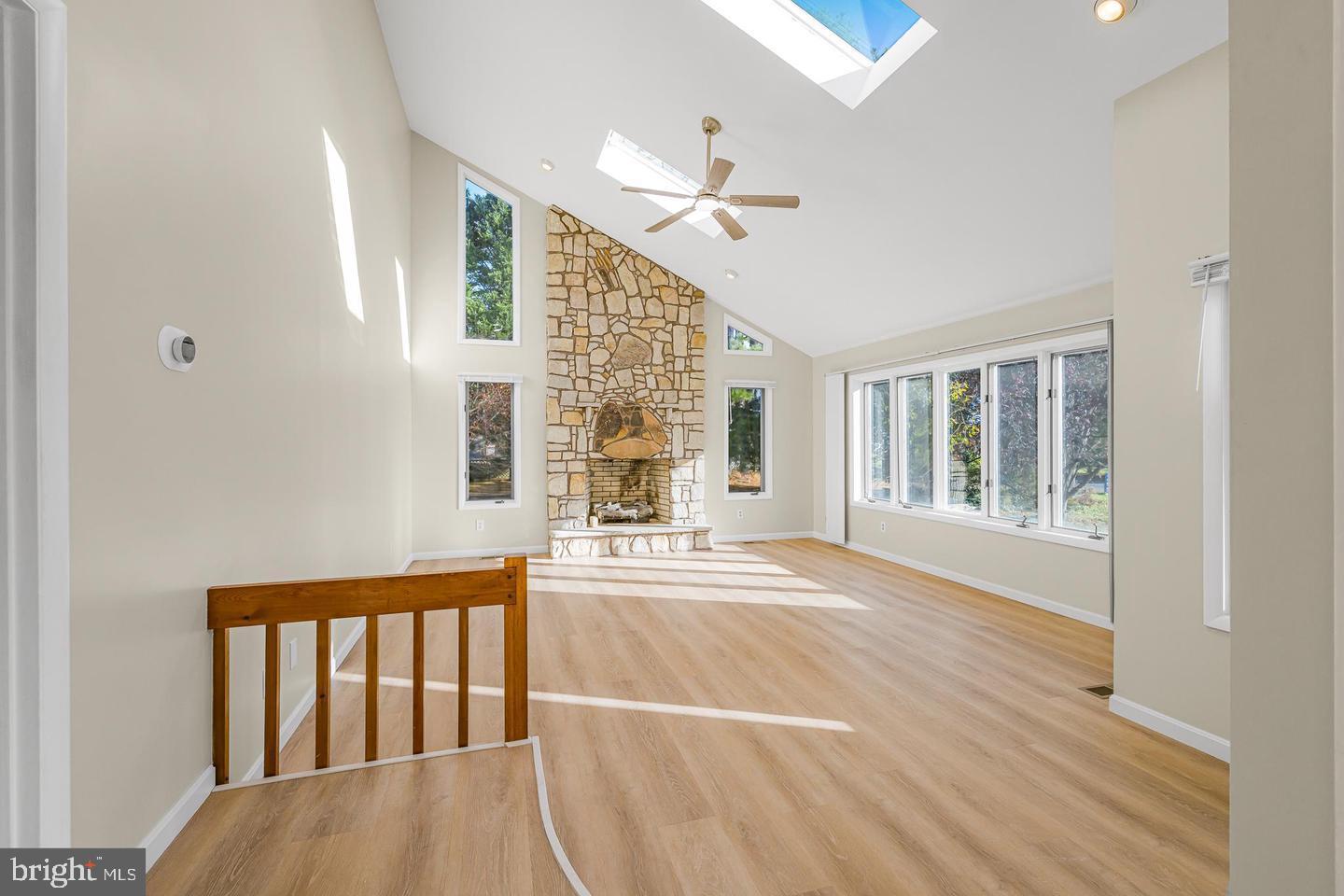 EAGLE CREST - Residential