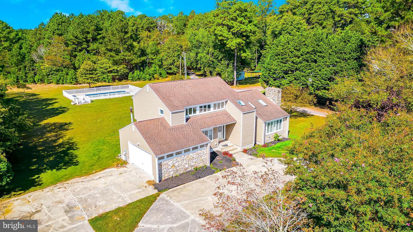 EAGLE CREST - Residential