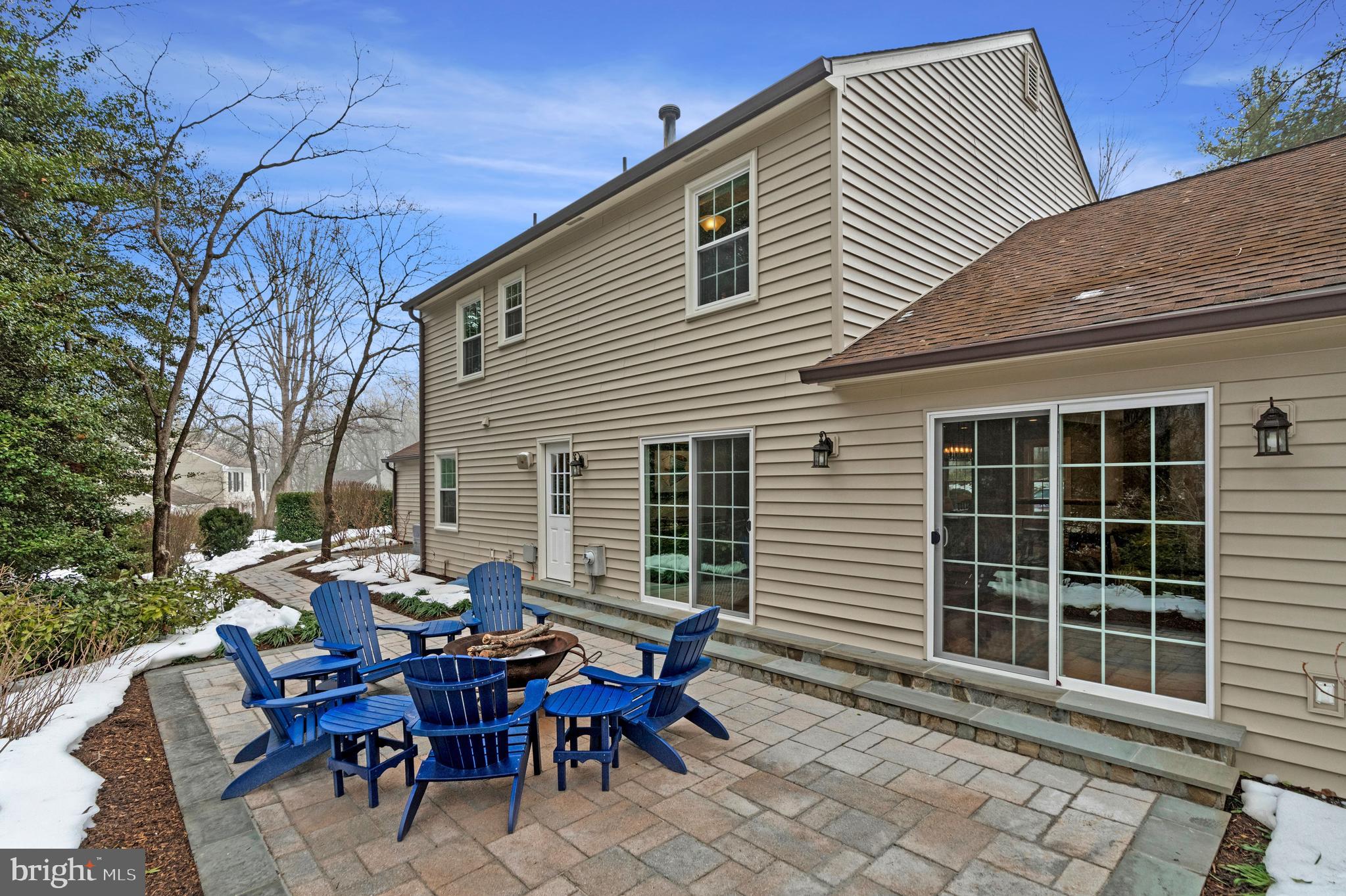 RESTON - Residential