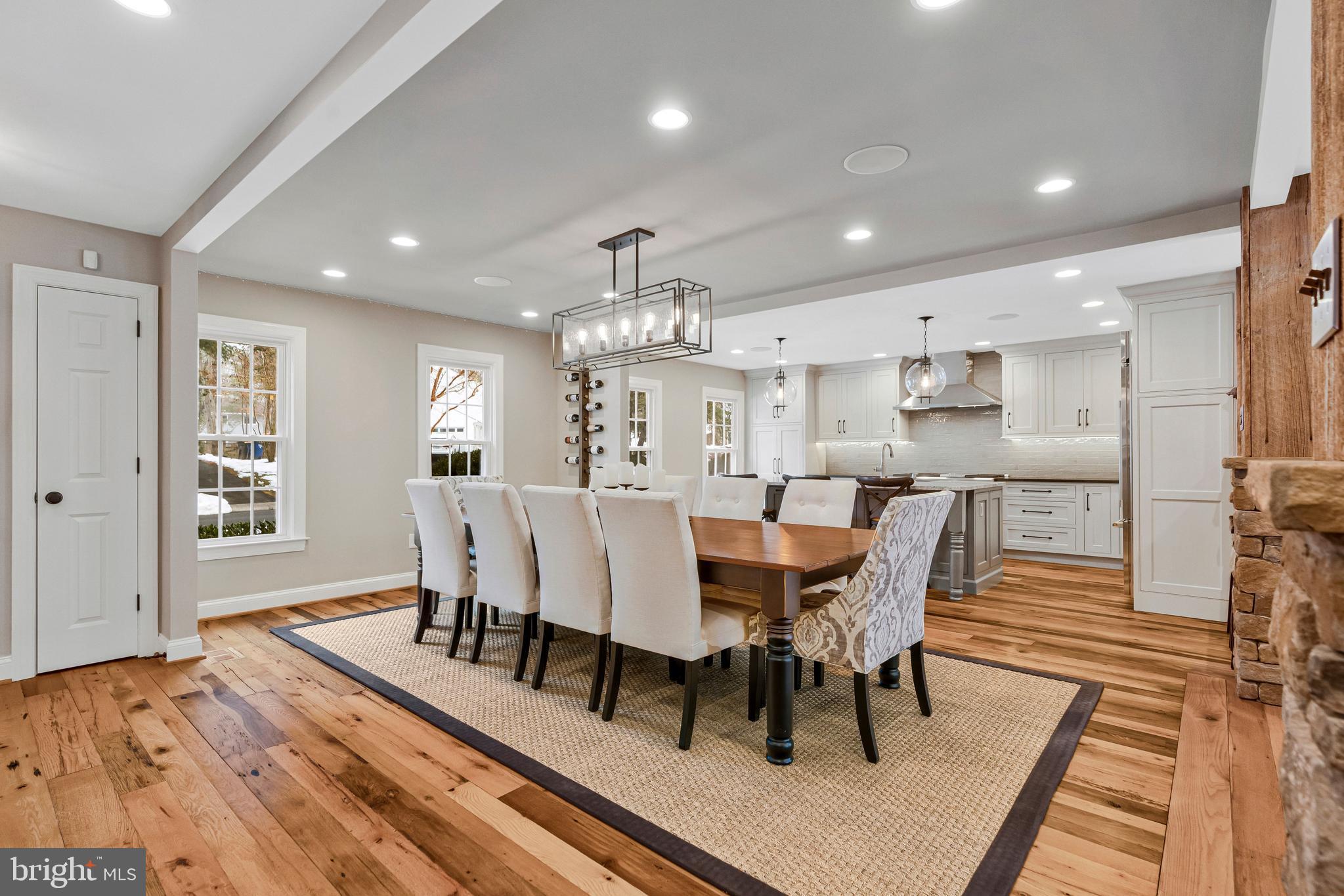 RESTON - Residential