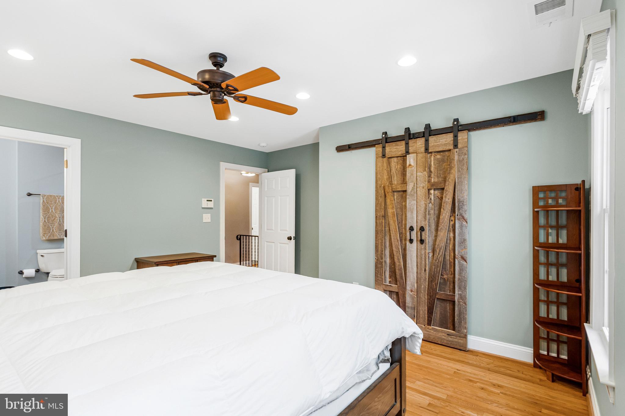 RESTON - Residential