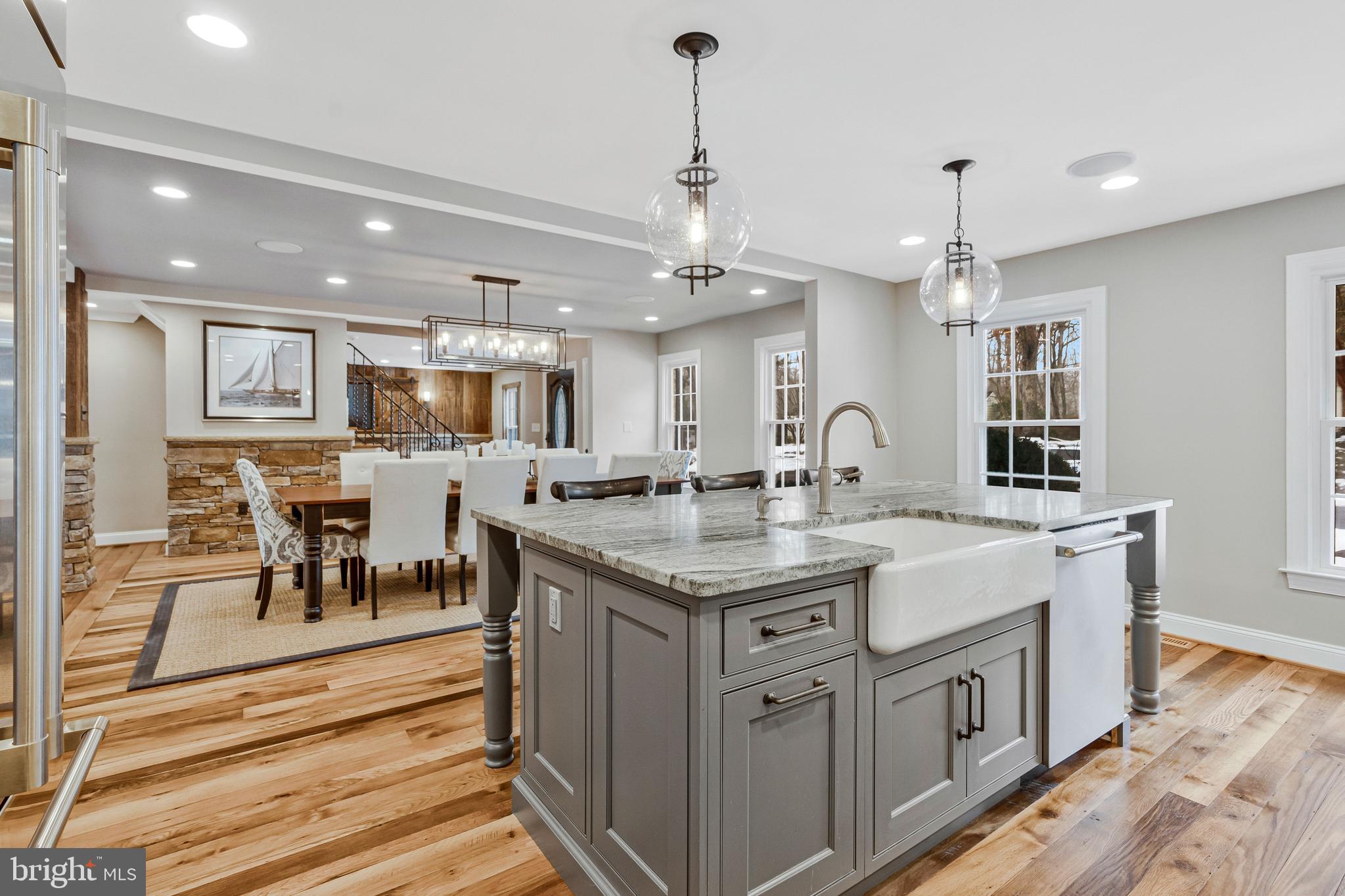 RESTON - Residential