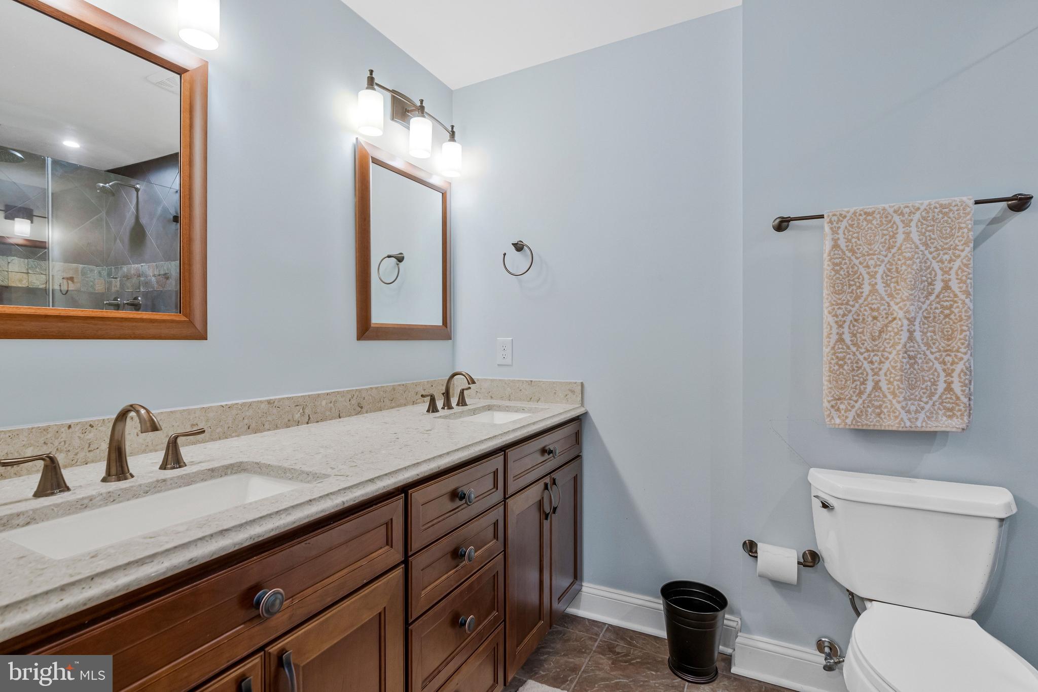 RESTON - Residential