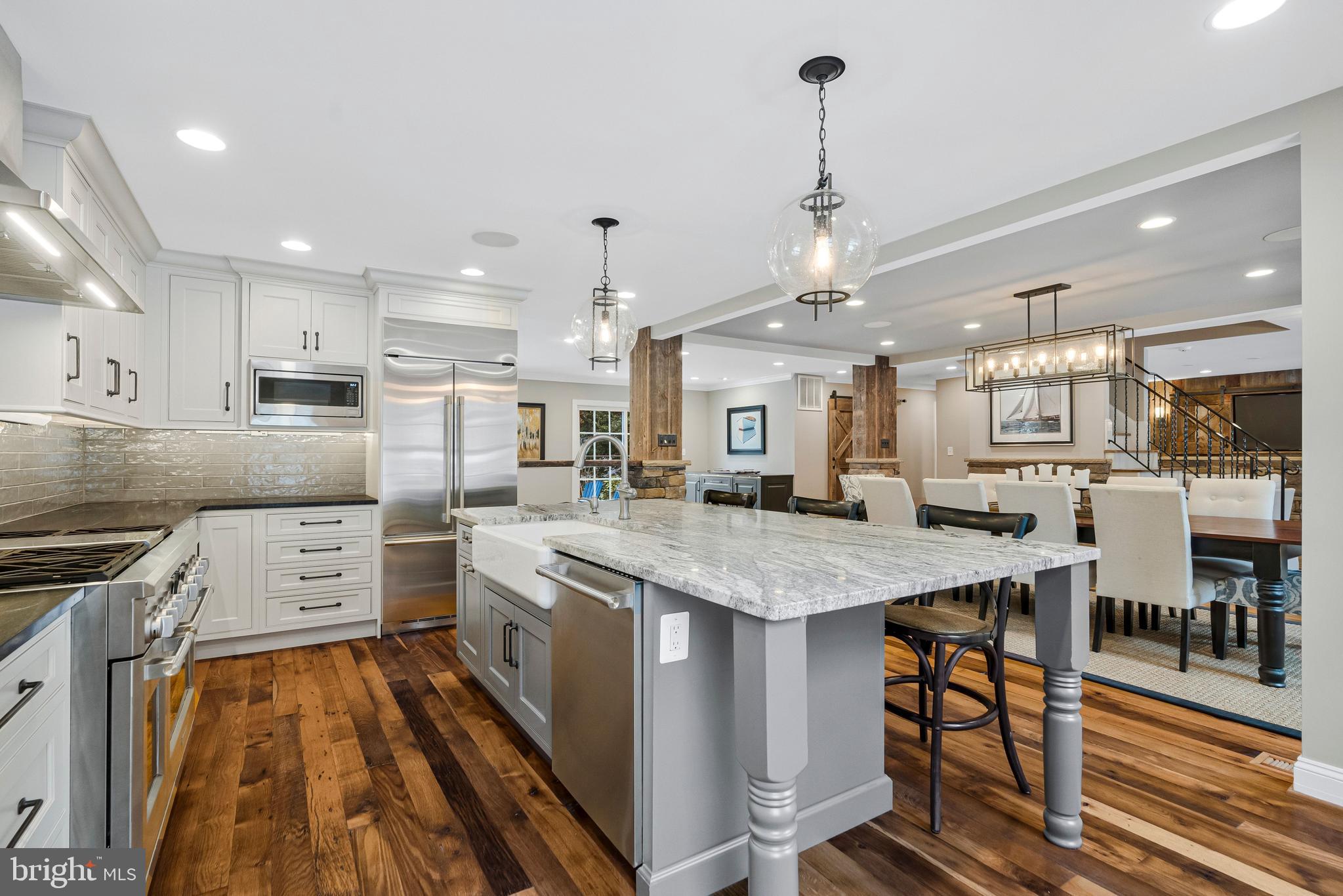 RESTON - Residential