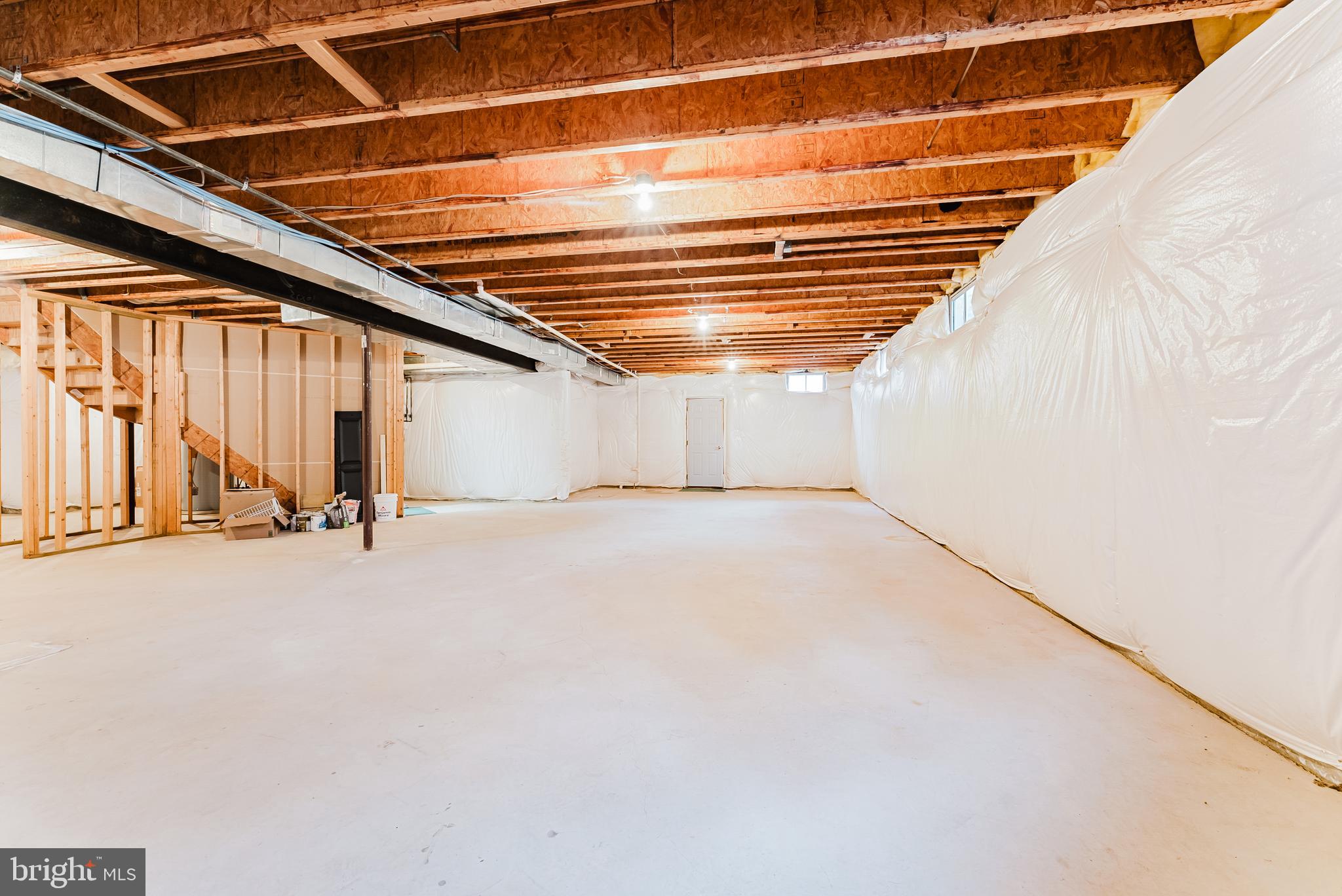 LAKE BARCROFT CLOISTERS - Residential