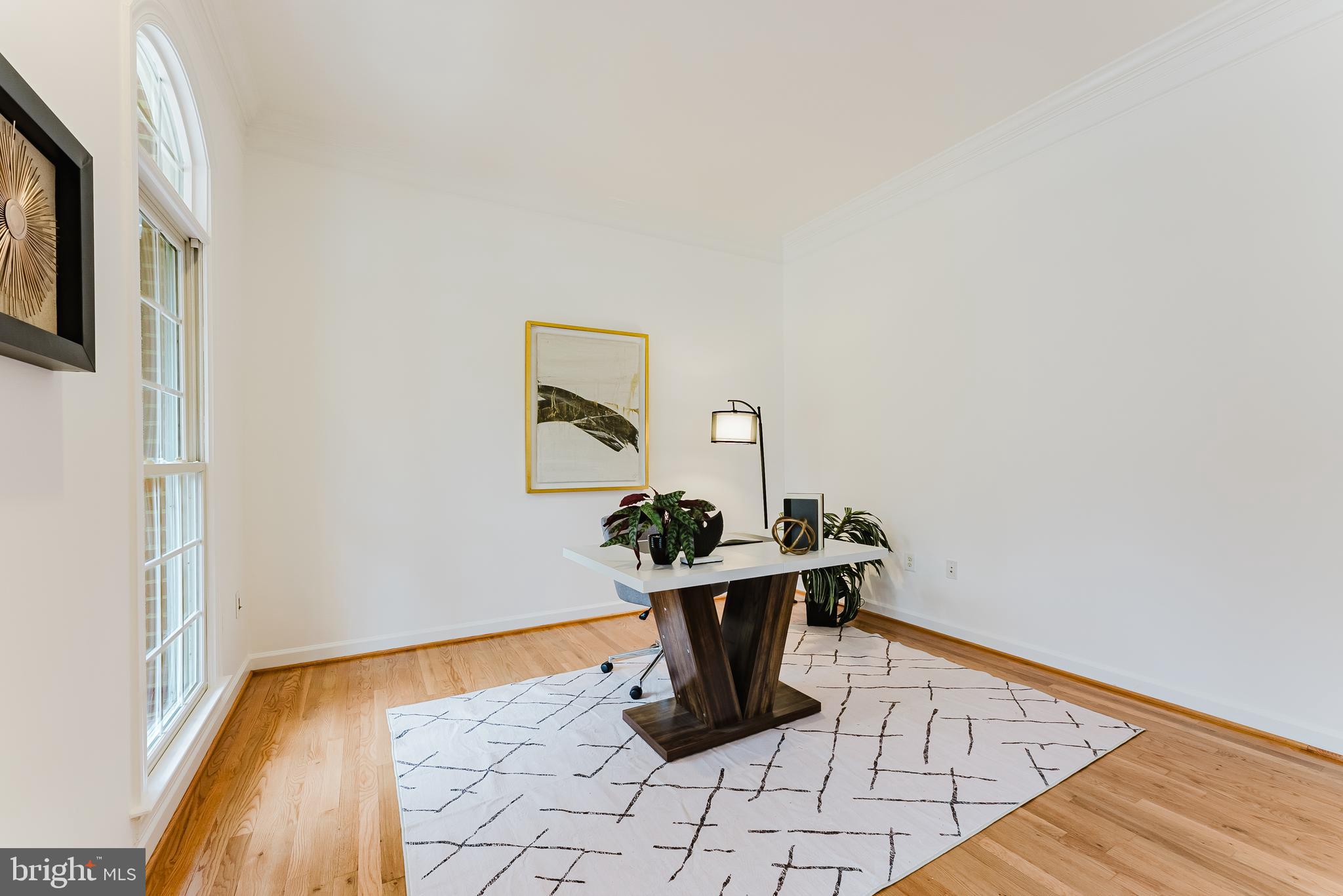 LAKE BARCROFT CLOISTERS - Residential