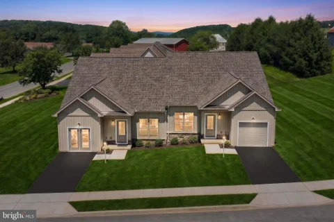 MLS: PAYK2104342