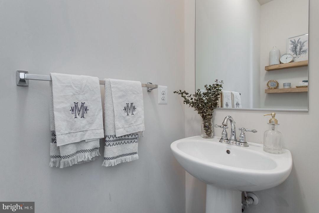 EMBREY MILL - Residential