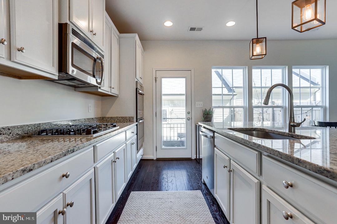 EMBREY MILL - Residential