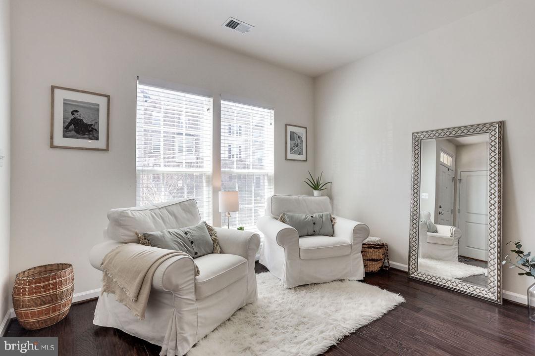 EMBREY MILL - Residential