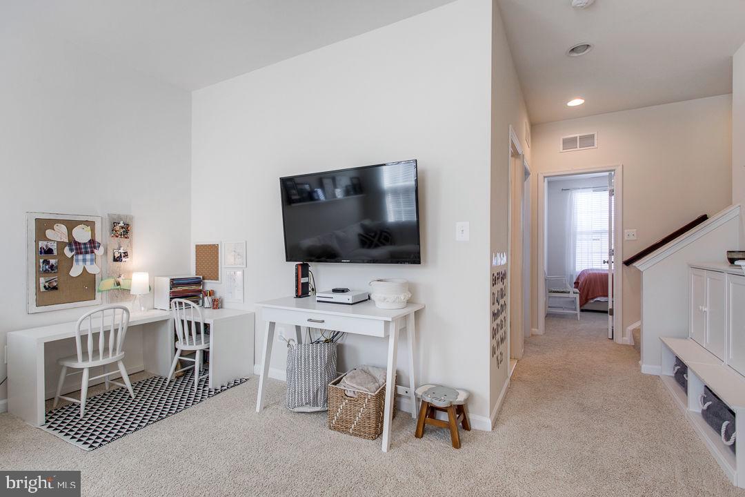 EMBREY MILL - Residential