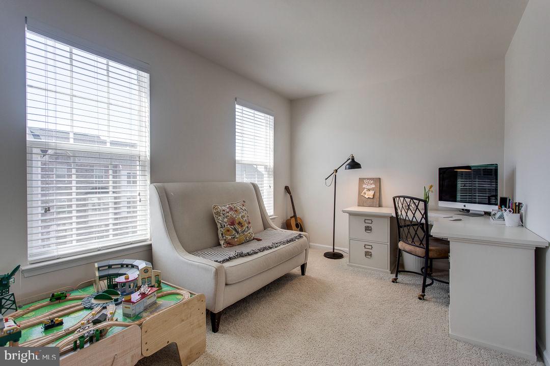 EMBREY MILL - Residential