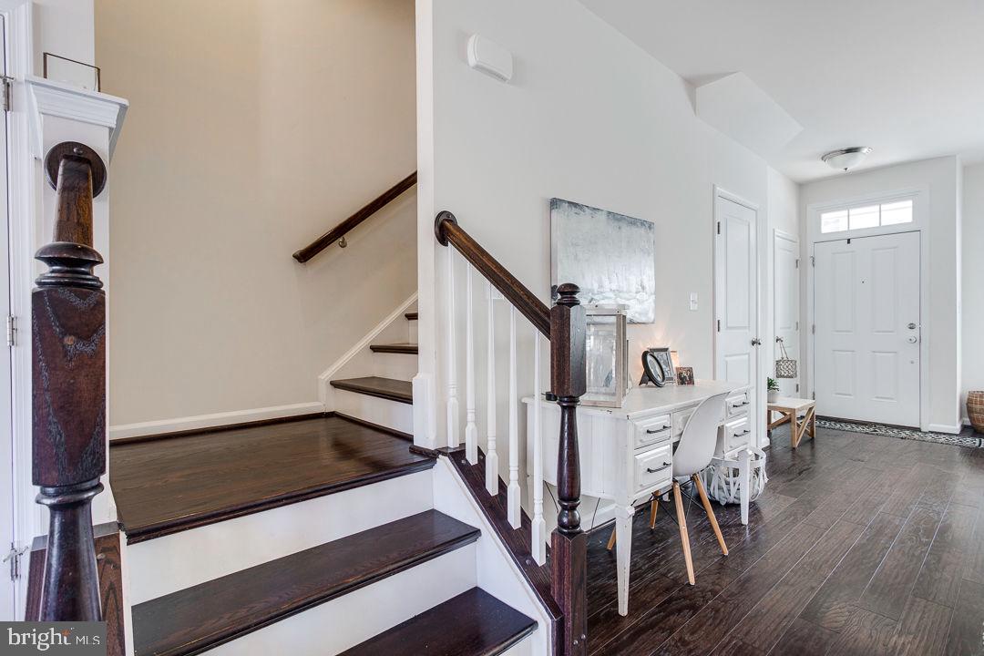 EMBREY MILL - Residential