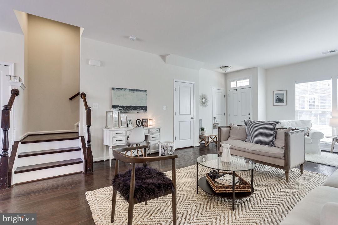 EMBREY MILL - Residential