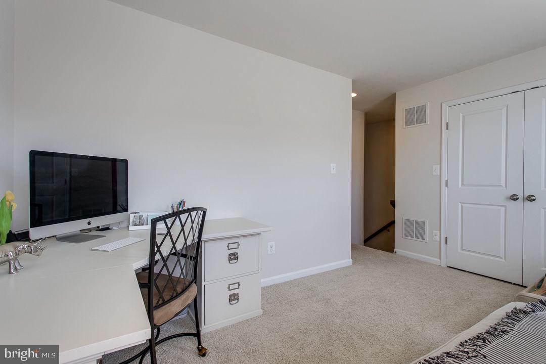 EMBREY MILL - Residential