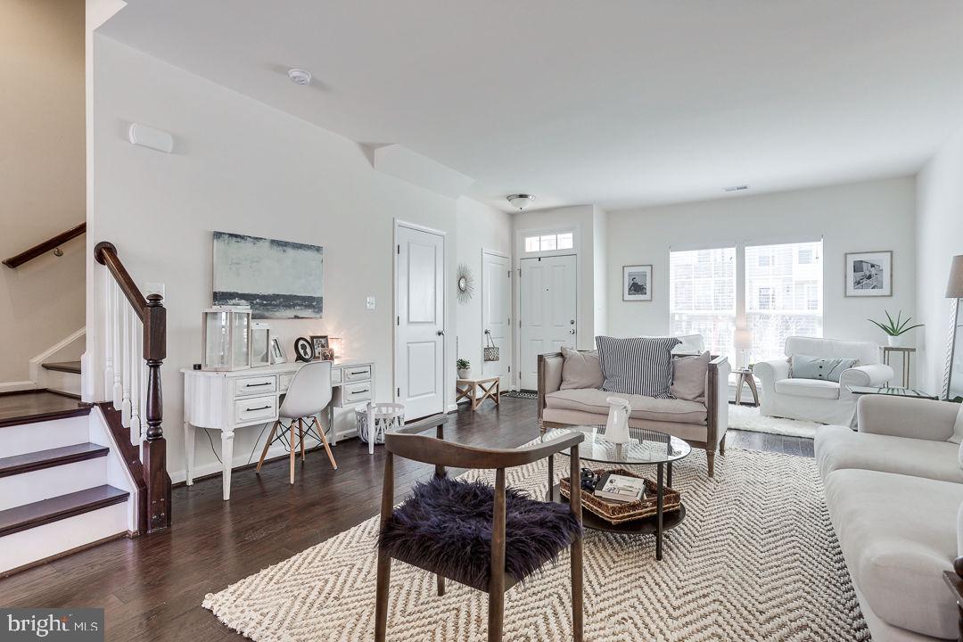 EMBREY MILL - Residential