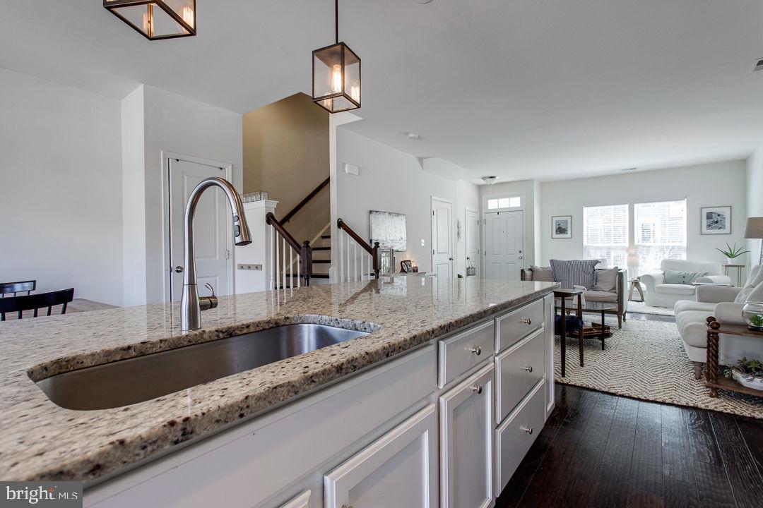 EMBREY MILL - Residential