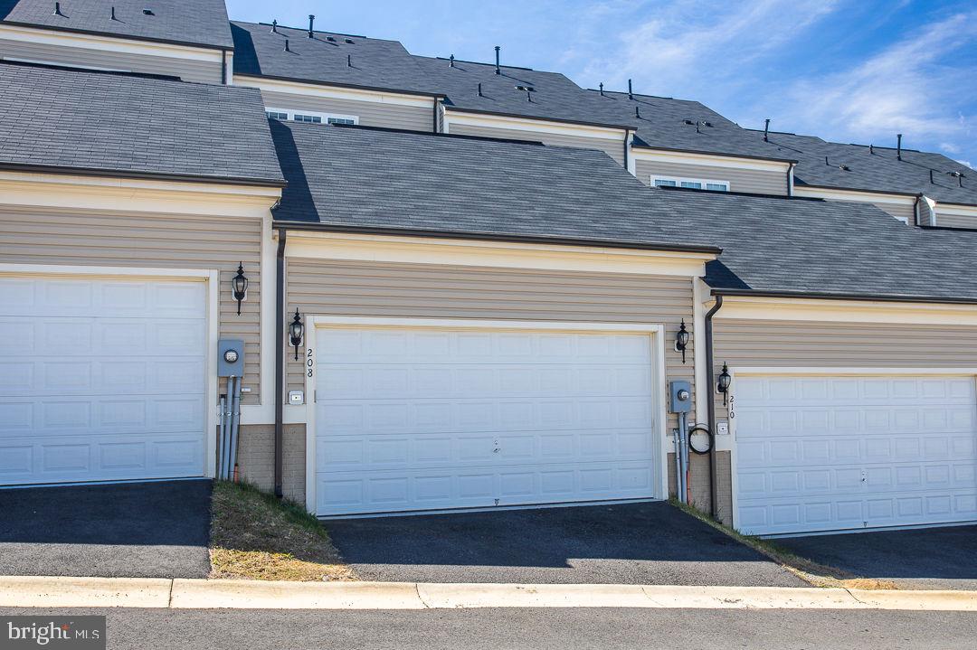 EMBREY MILL - Residential