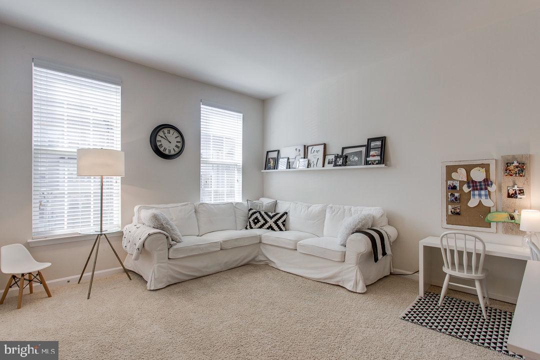 EMBREY MILL - Residential