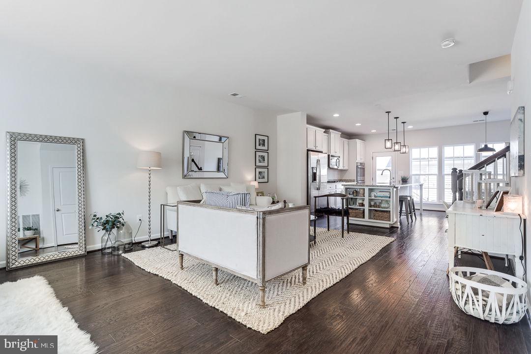 EMBREY MILL - Residential