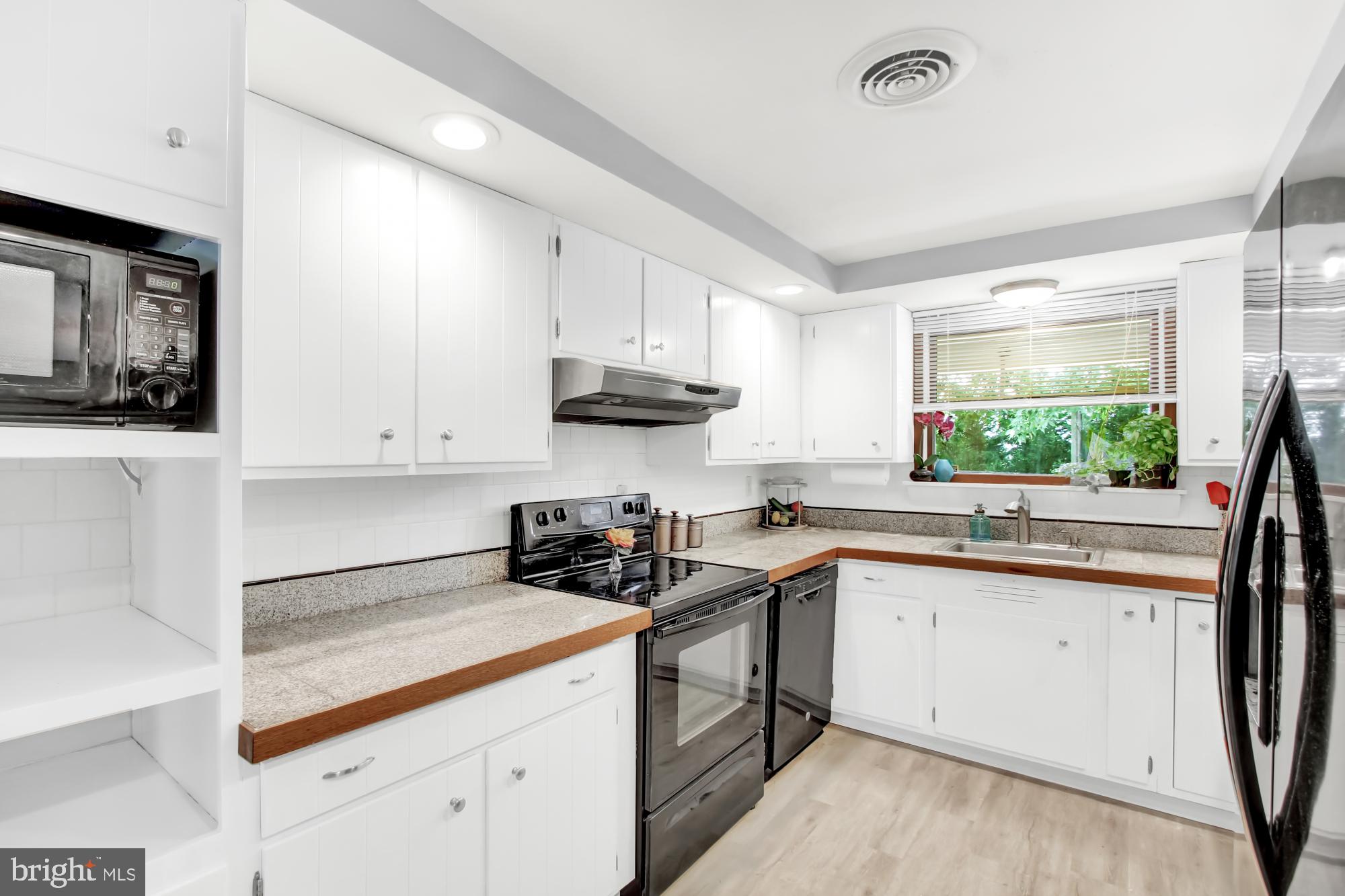 AIRVILLE - Residential