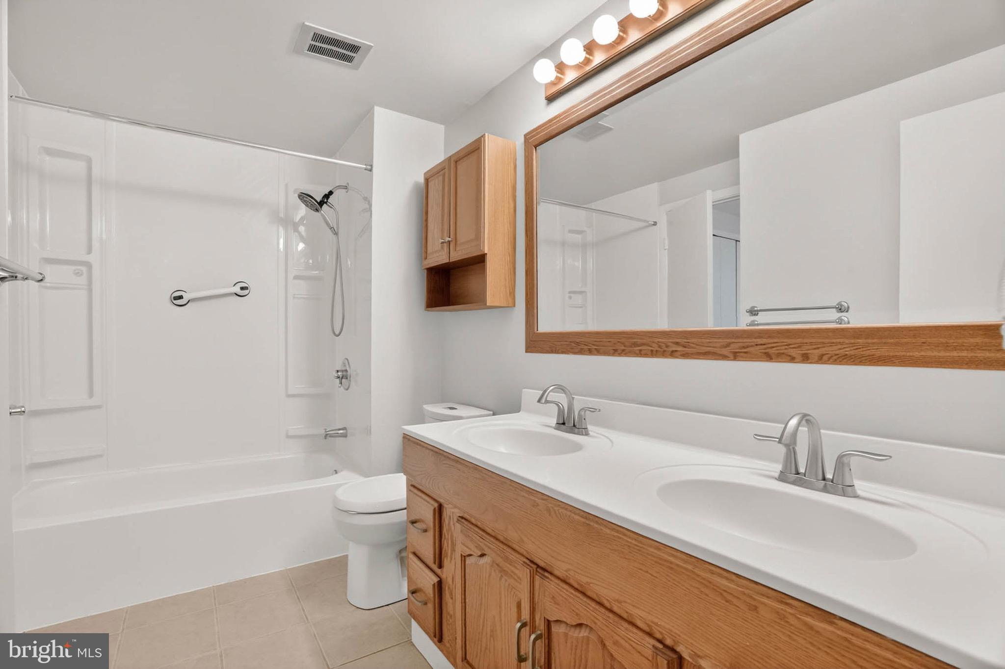 POINTER RIDGE - Residential