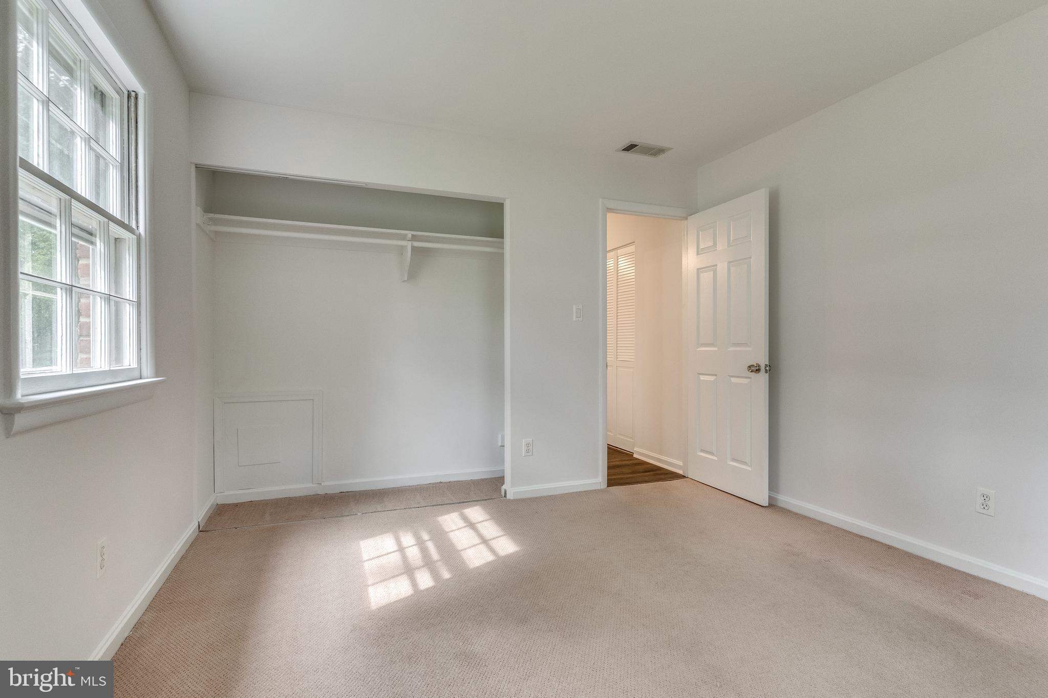 HOLLIN BROOK PARK - Residential