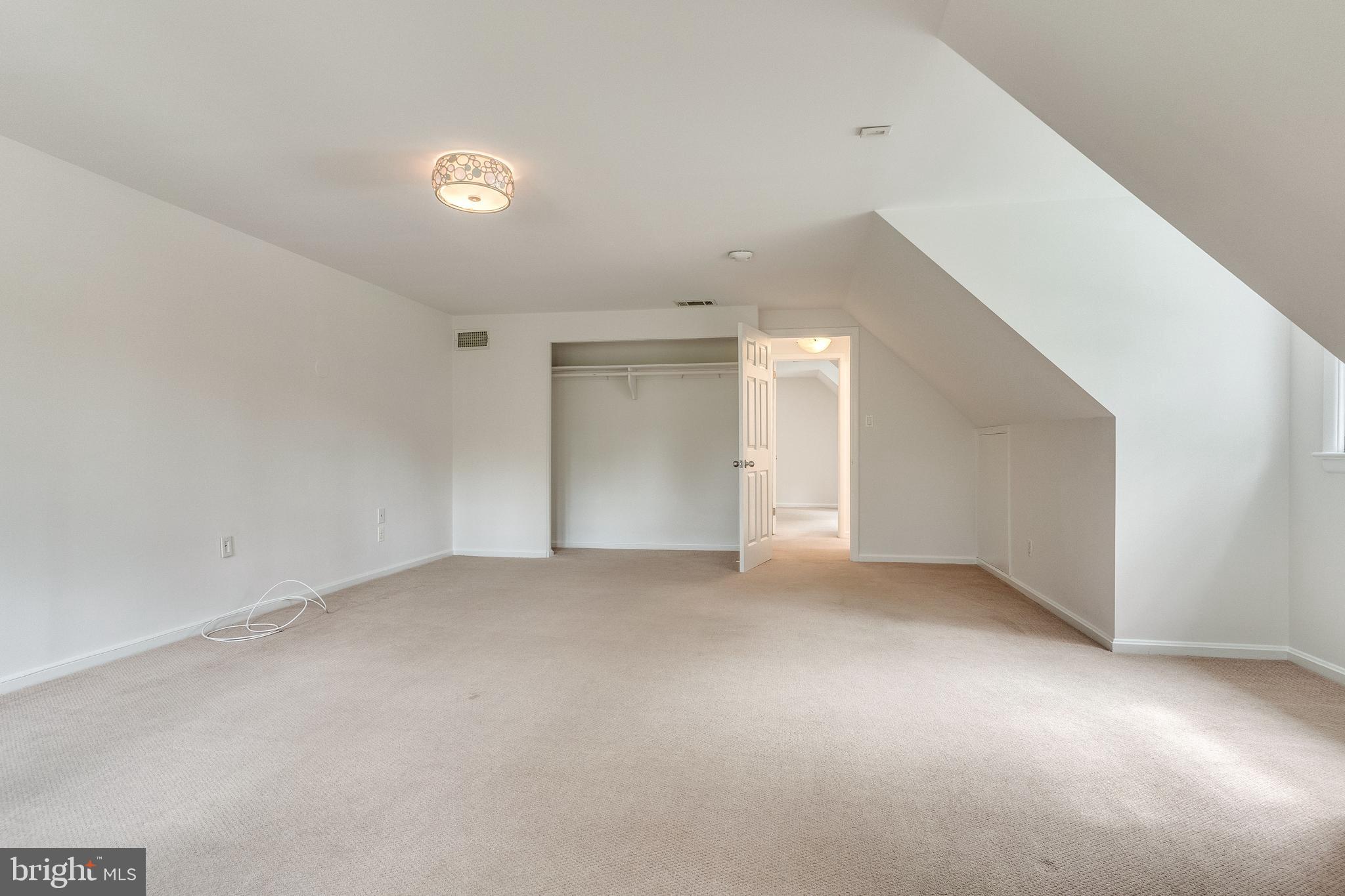 HOLLIN BROOK PARK - Residential