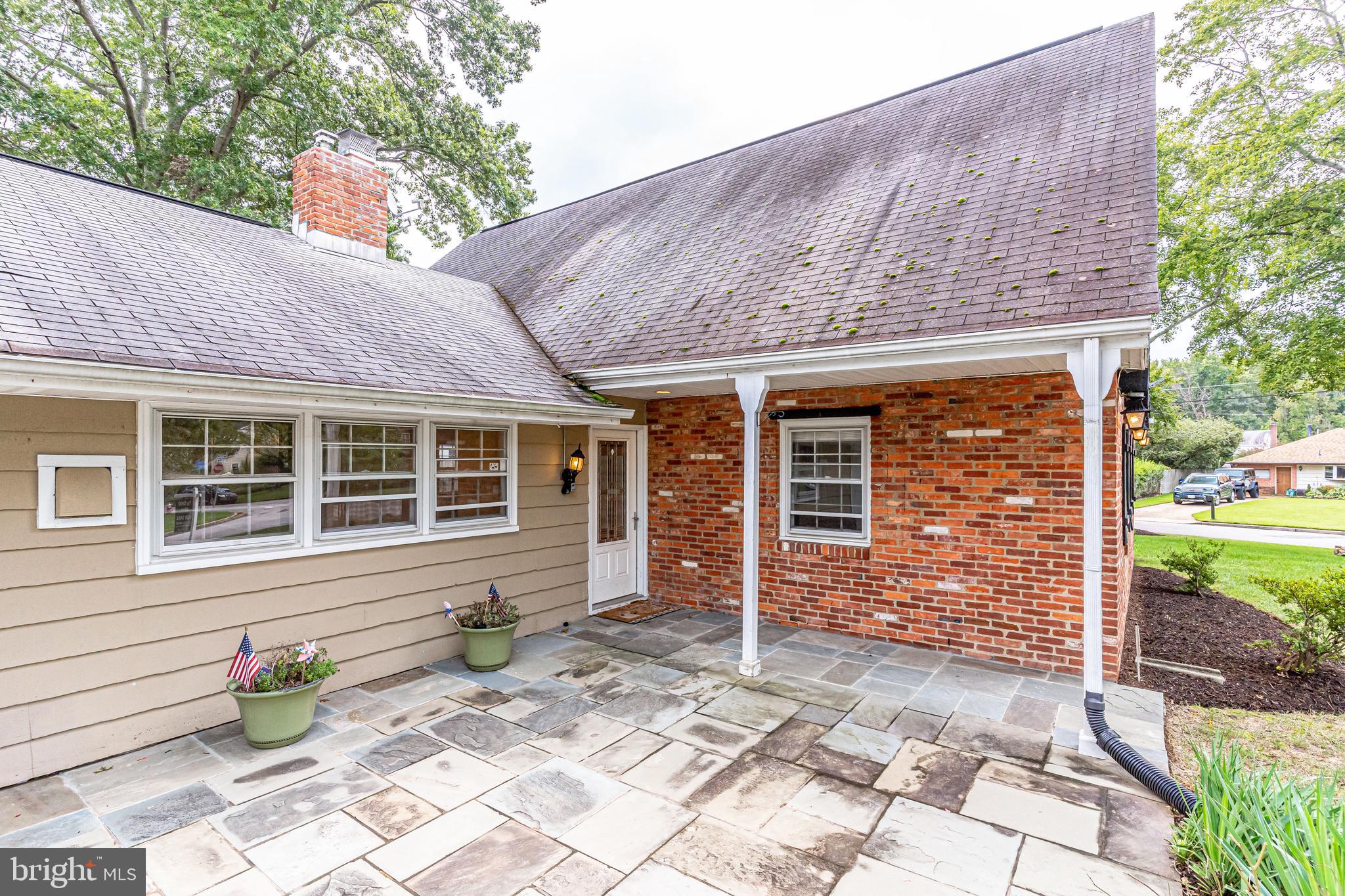 HOLLIN BROOK PARK - Residential