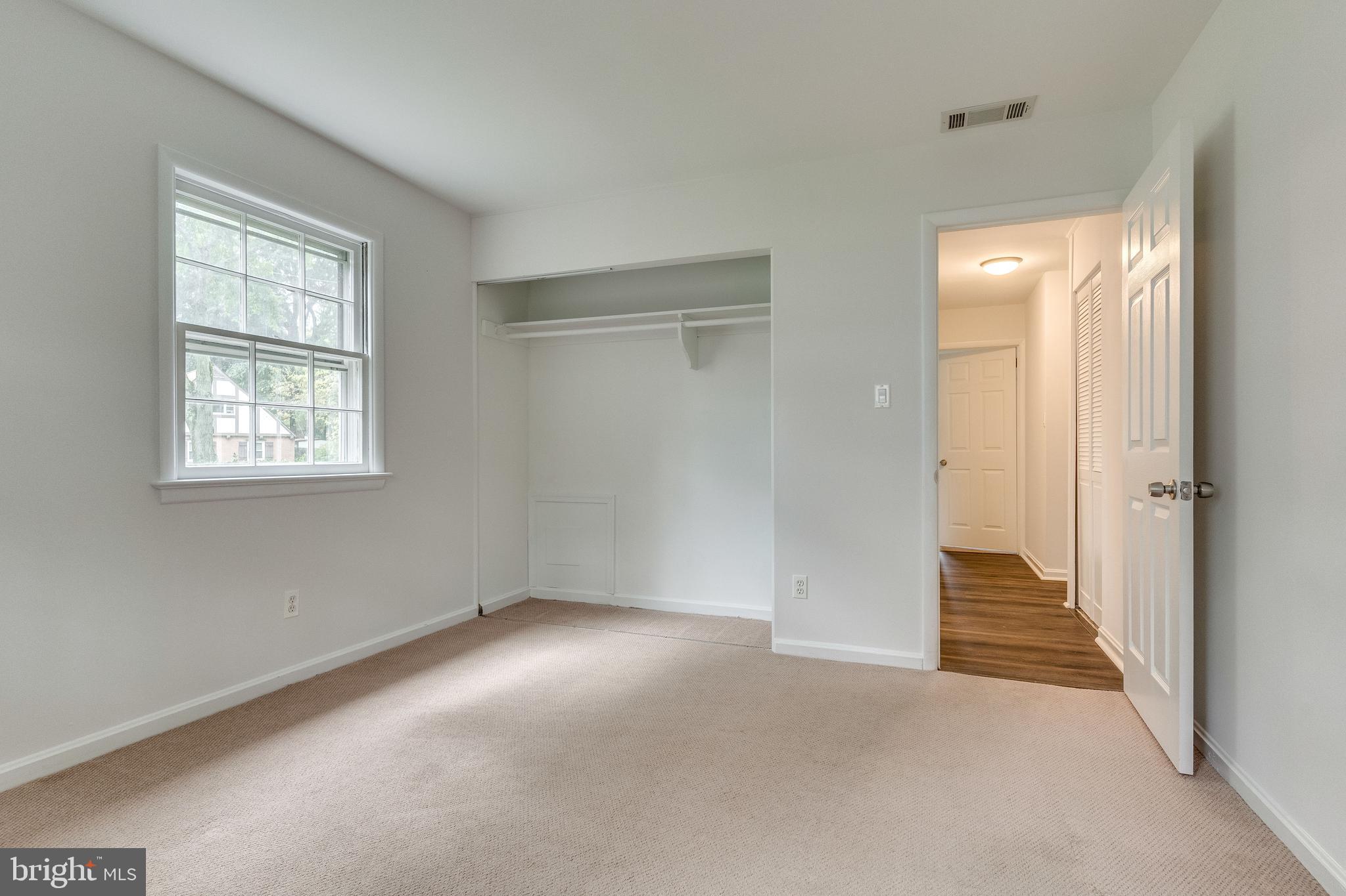 HOLLIN BROOK PARK - Residential