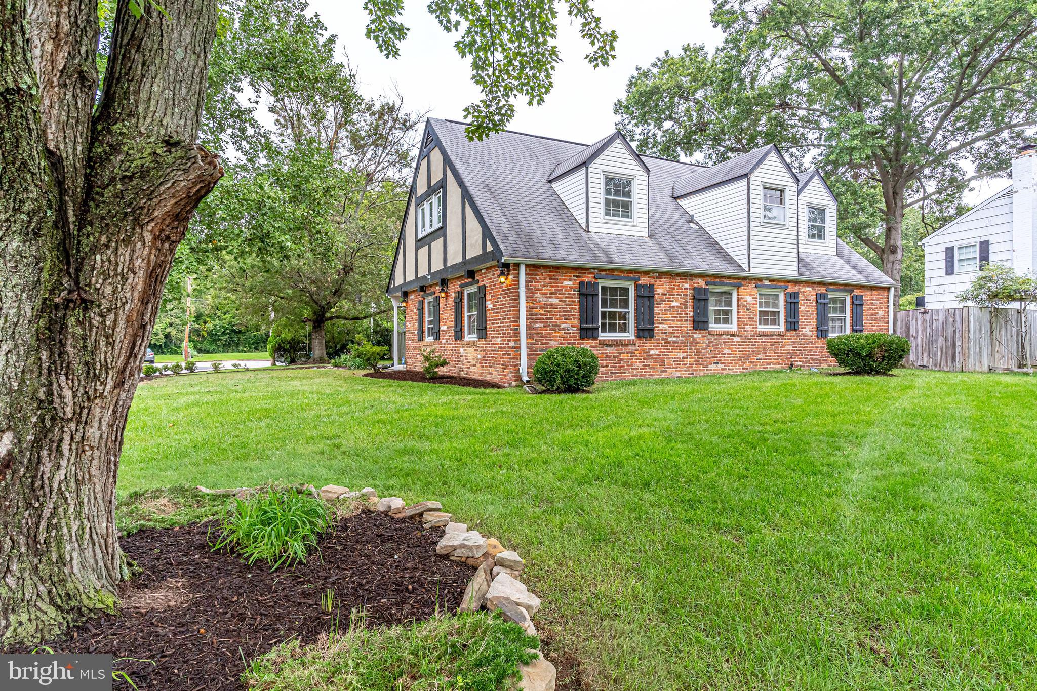 HOLLIN BROOK PARK - Residential