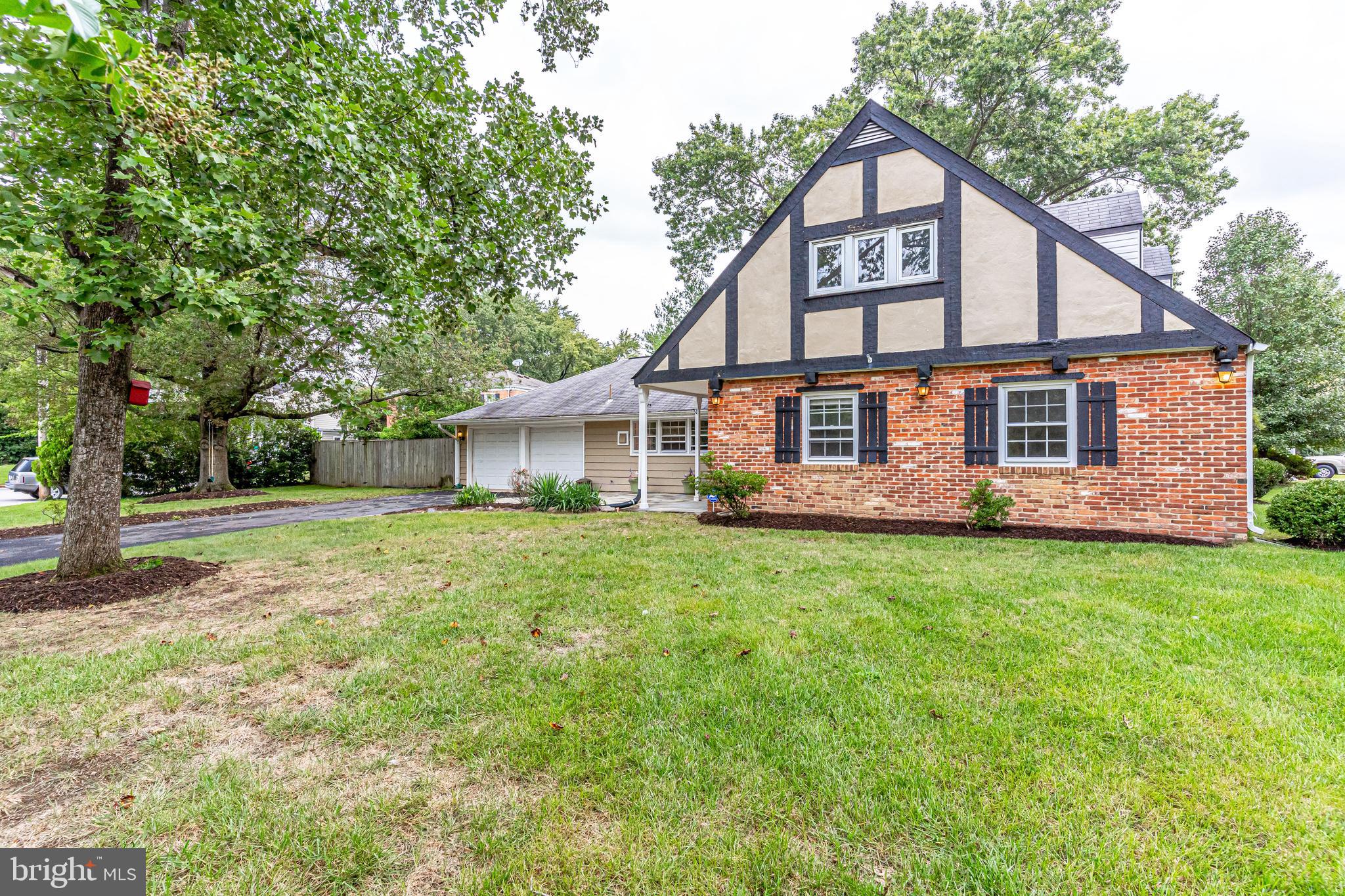 HOLLIN BROOK PARK - Residential