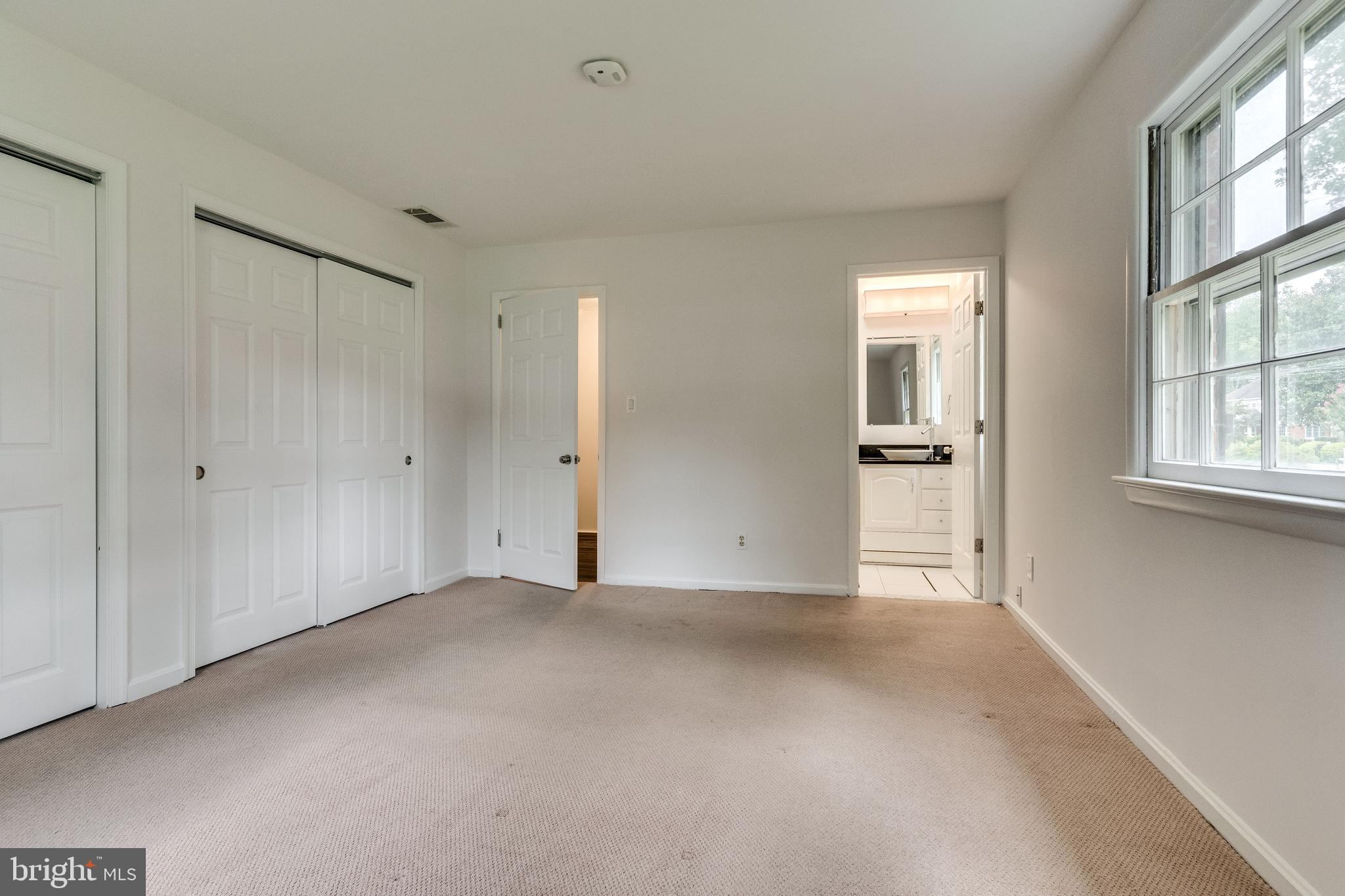 HOLLIN BROOK PARK - Residential