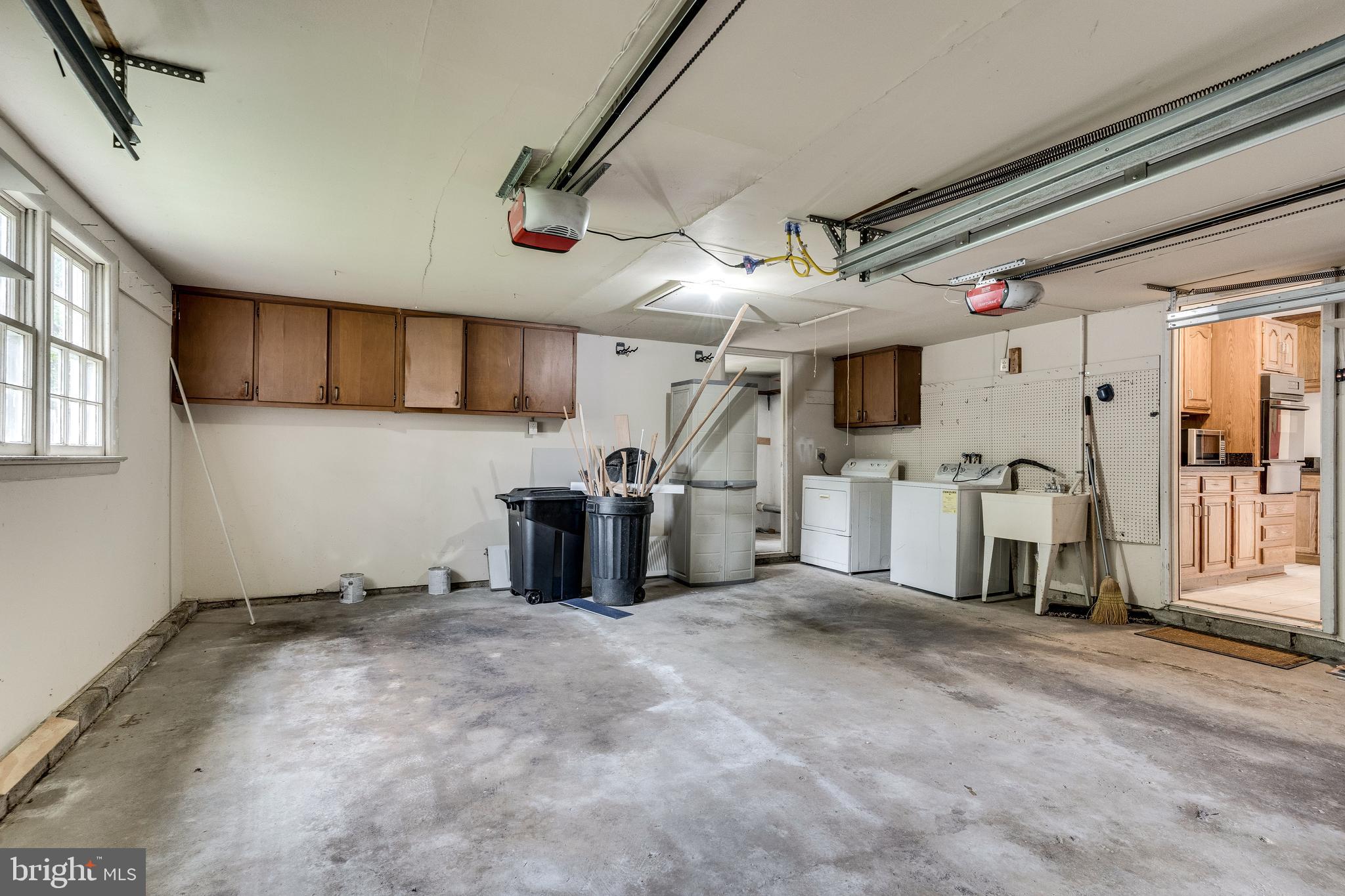 HOLLIN BROOK PARK - Residential