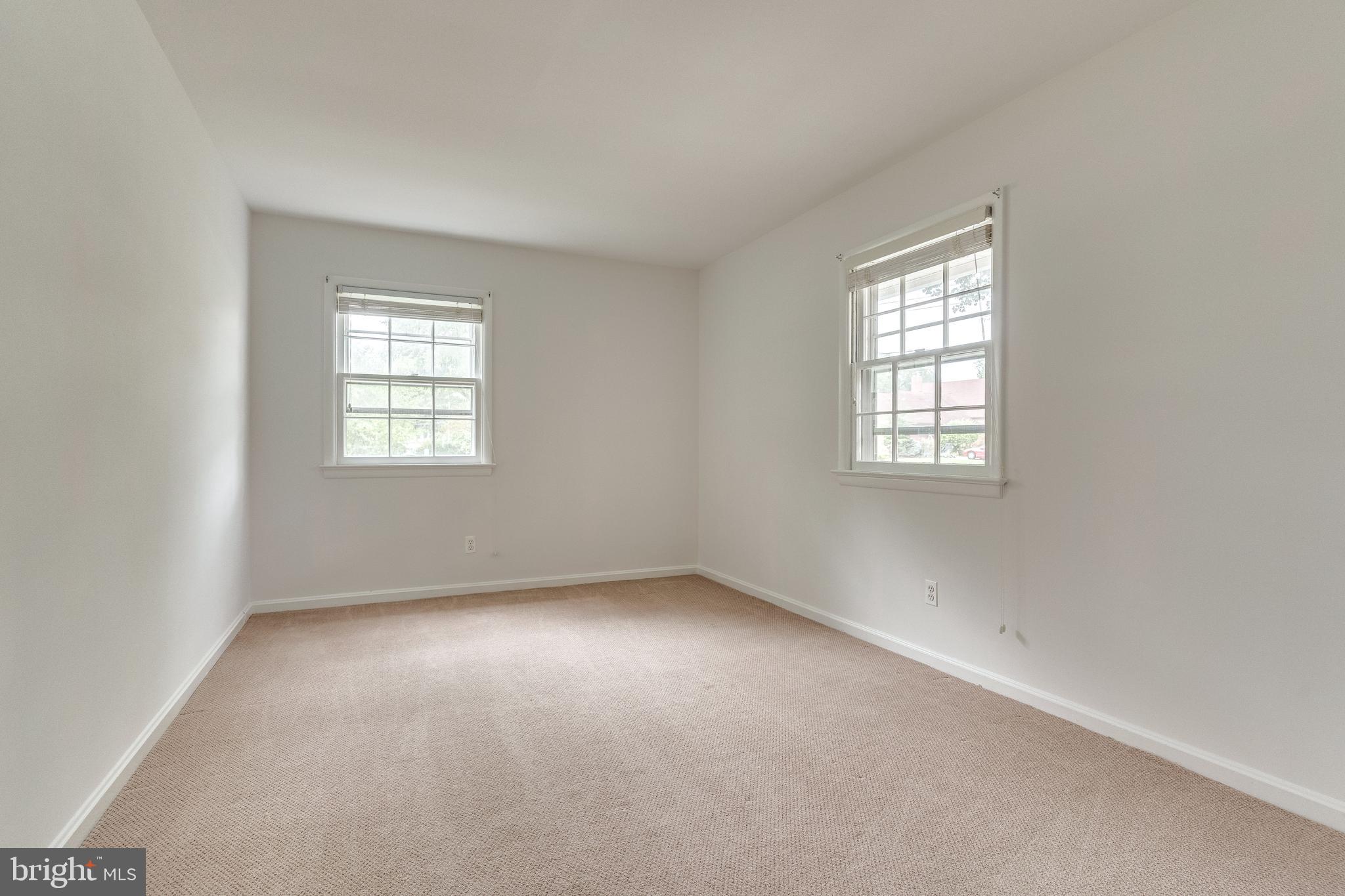 HOLLIN BROOK PARK - Residential