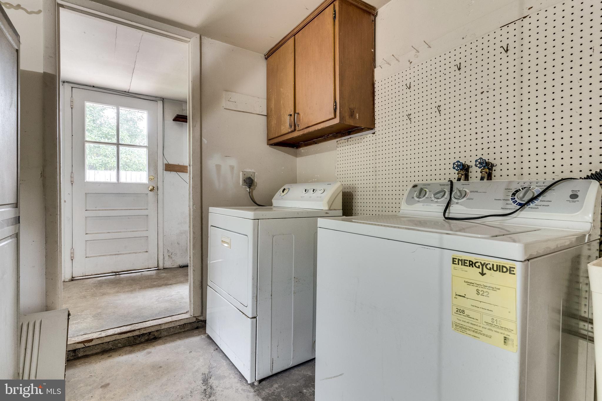 HOLLIN BROOK PARK - Residential