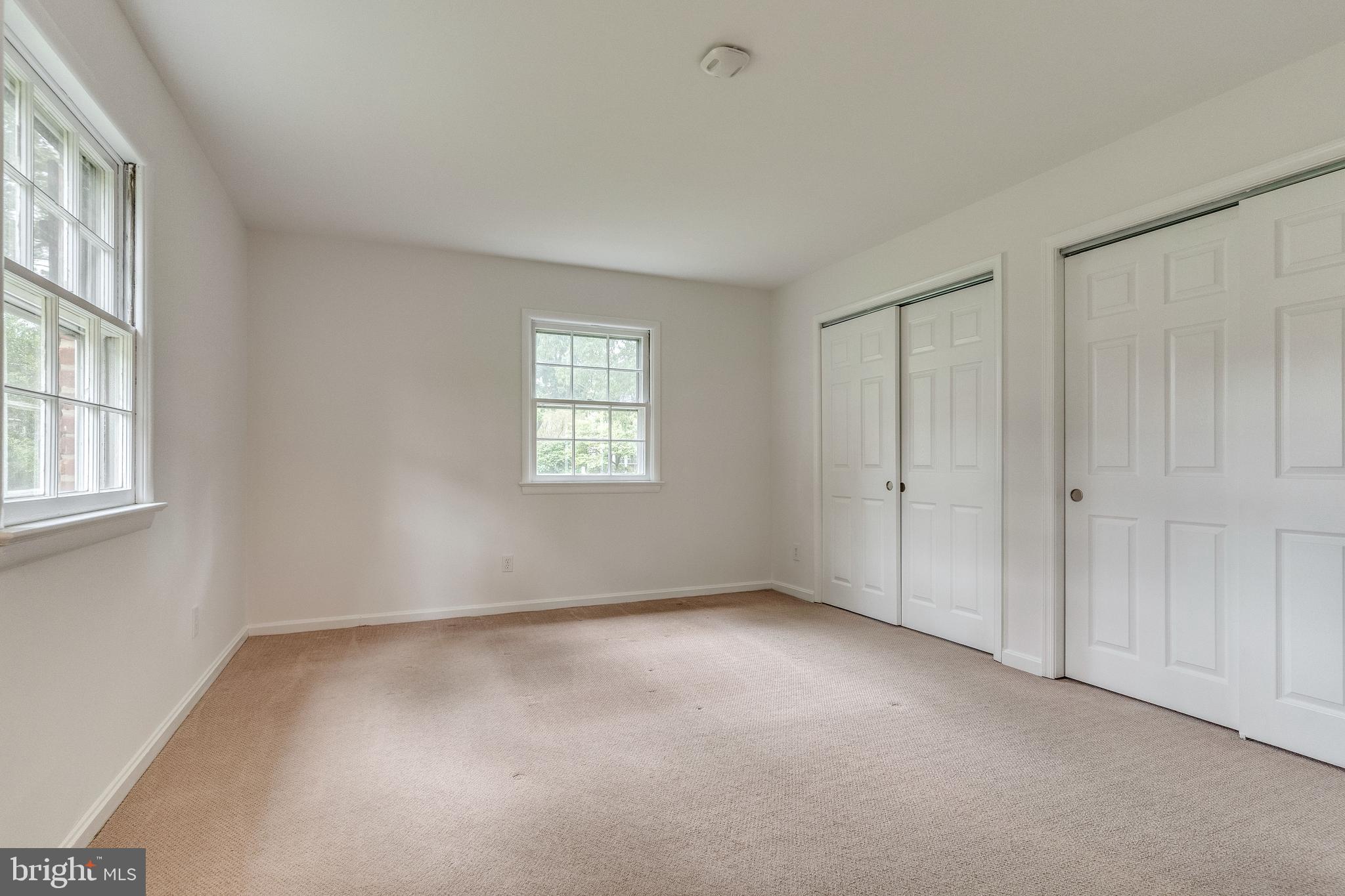 HOLLIN BROOK PARK - Residential