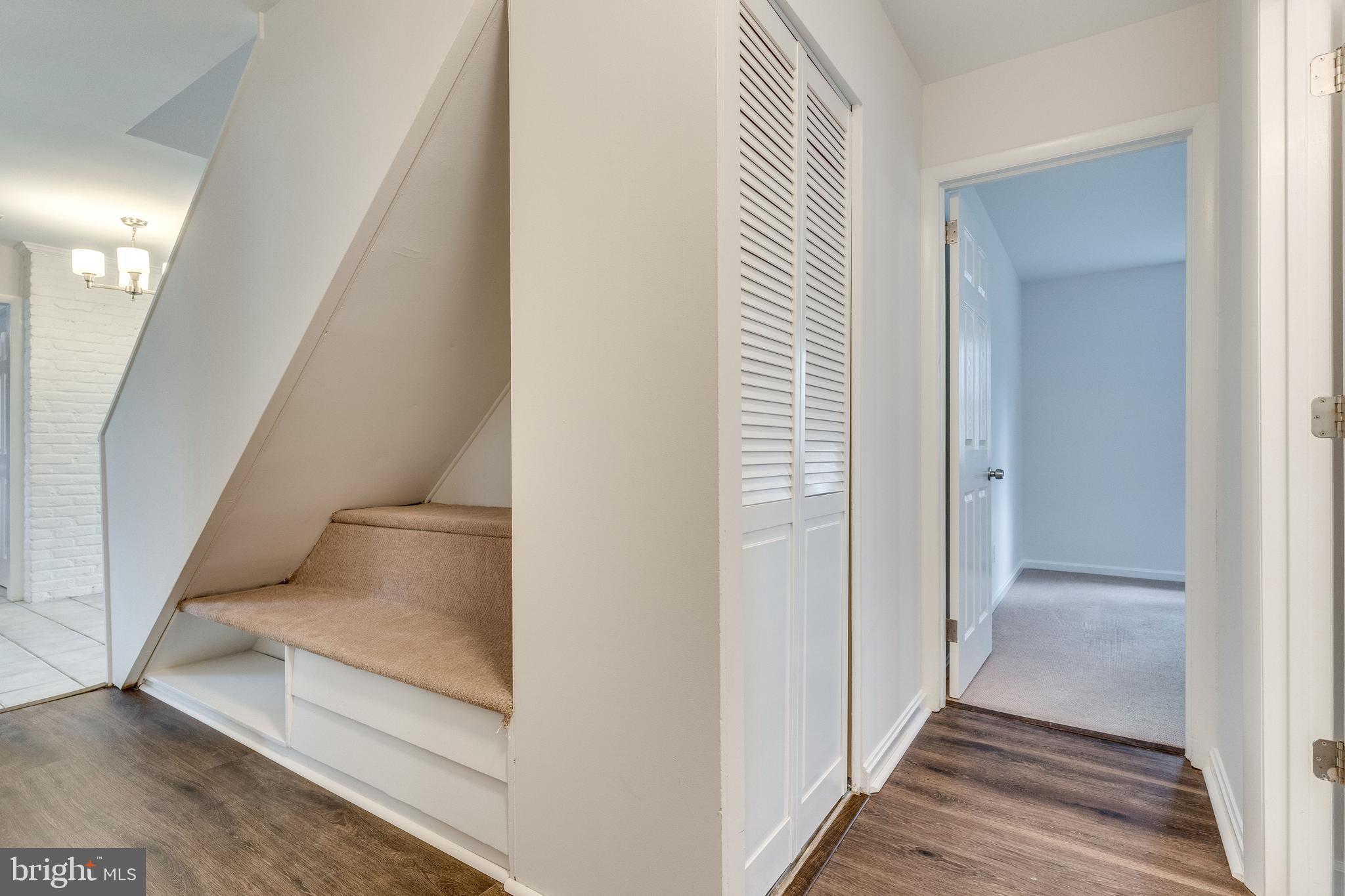 HOLLIN BROOK PARK - Residential