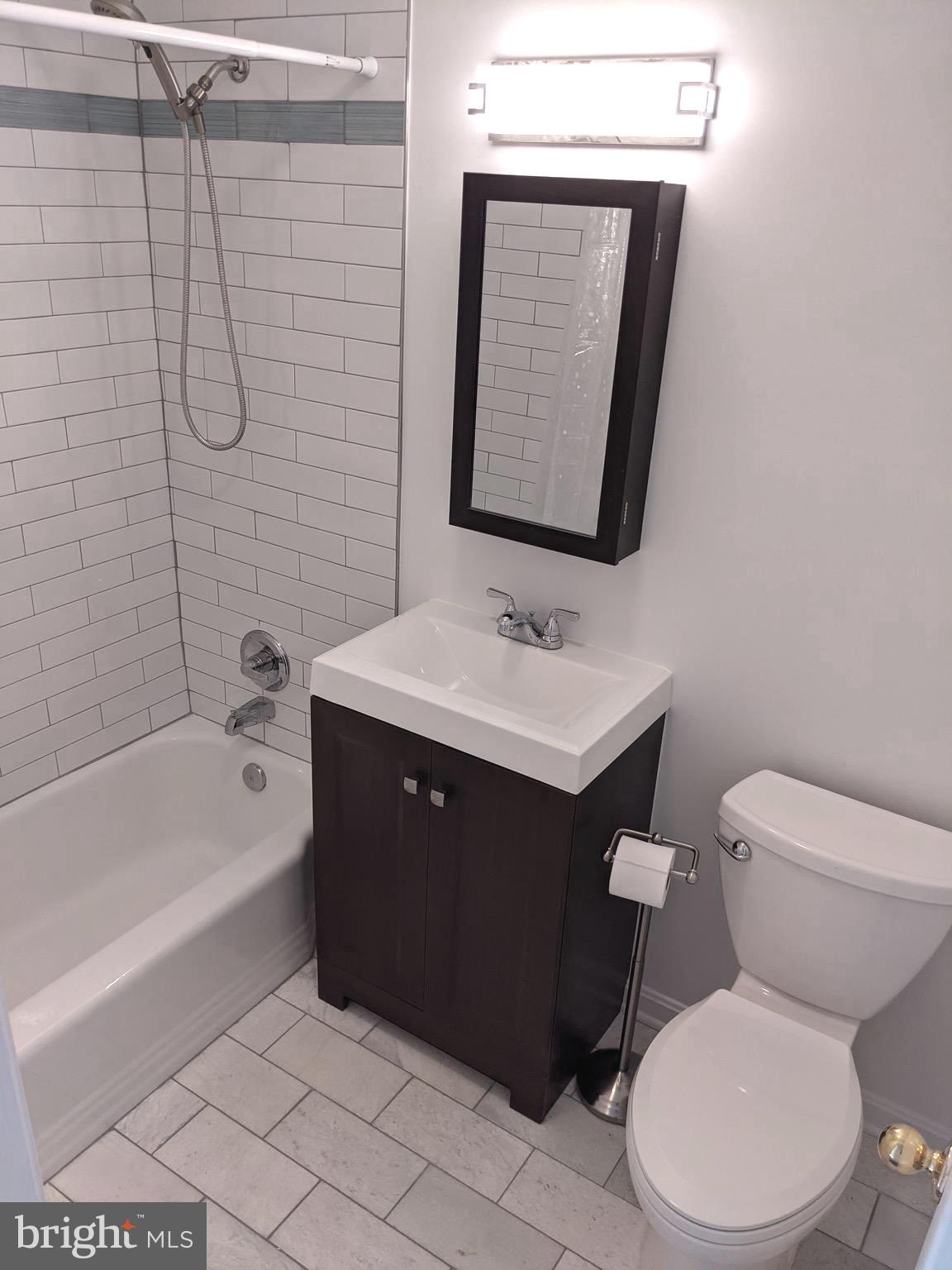 BUSH HILL WOODS - Residential Lease