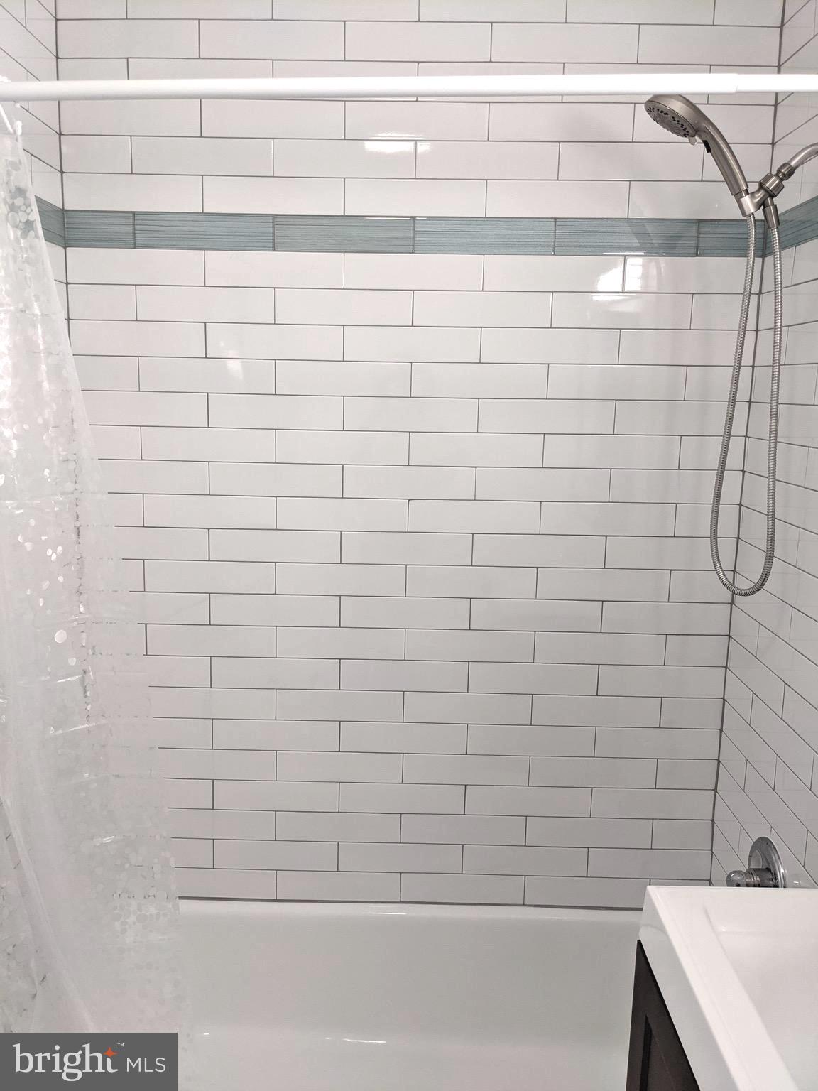 BUSH HILL WOODS - Residential Lease