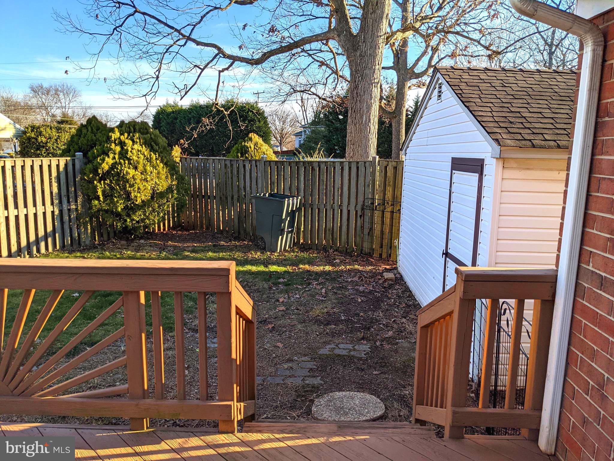 BUSH HILL WOODS - Residential Lease