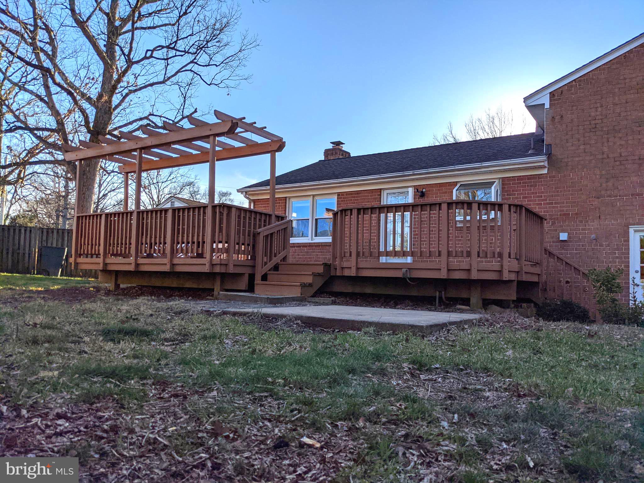 BUSH HILL WOODS - Residential Lease