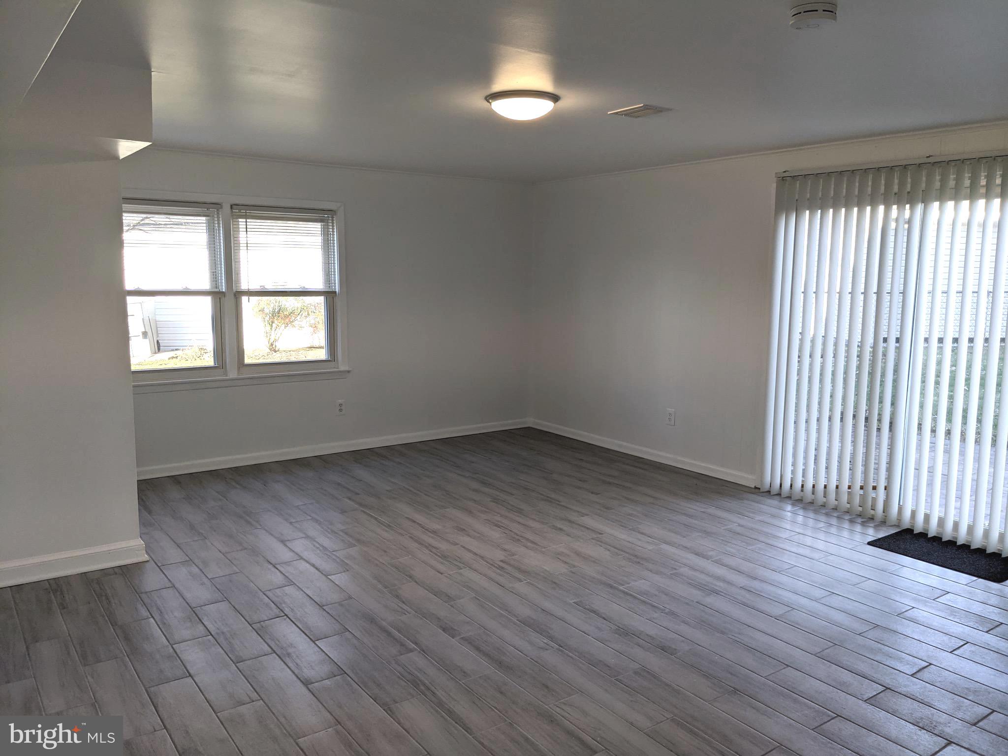 BUSH HILL WOODS - Residential Lease