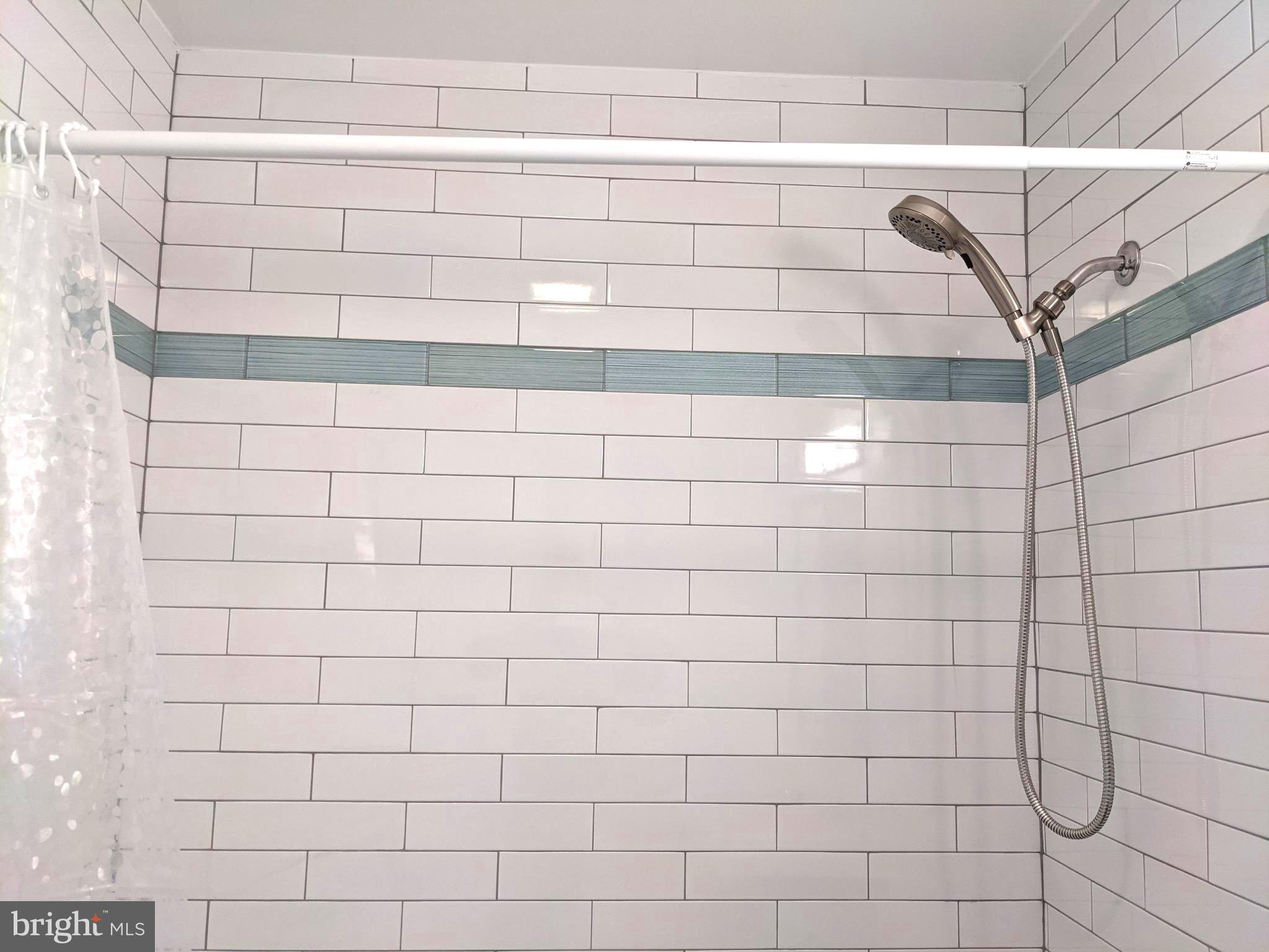 BUSH HILL WOODS - Residential Lease